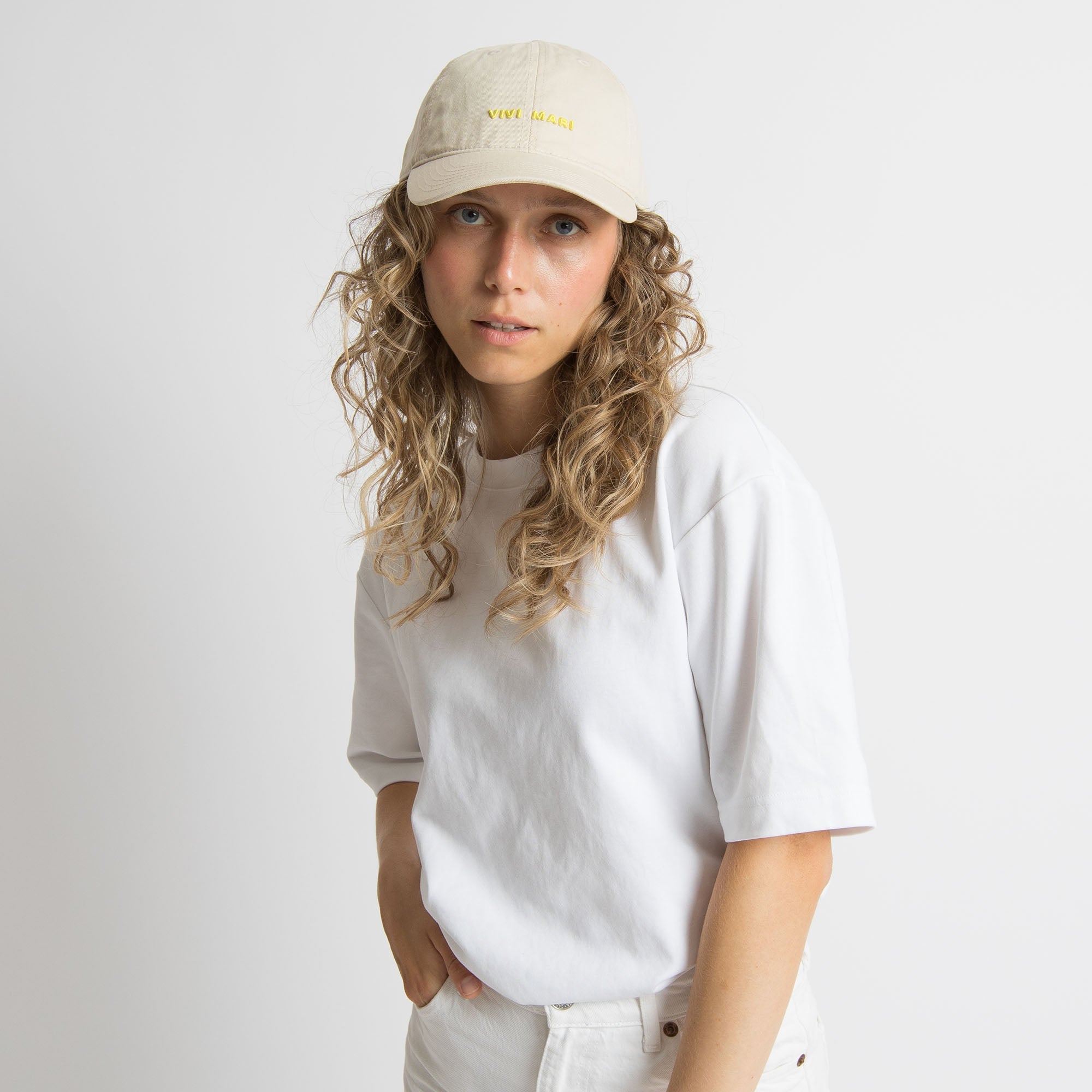 Cap solid sand/yellow - VIVI MARI
