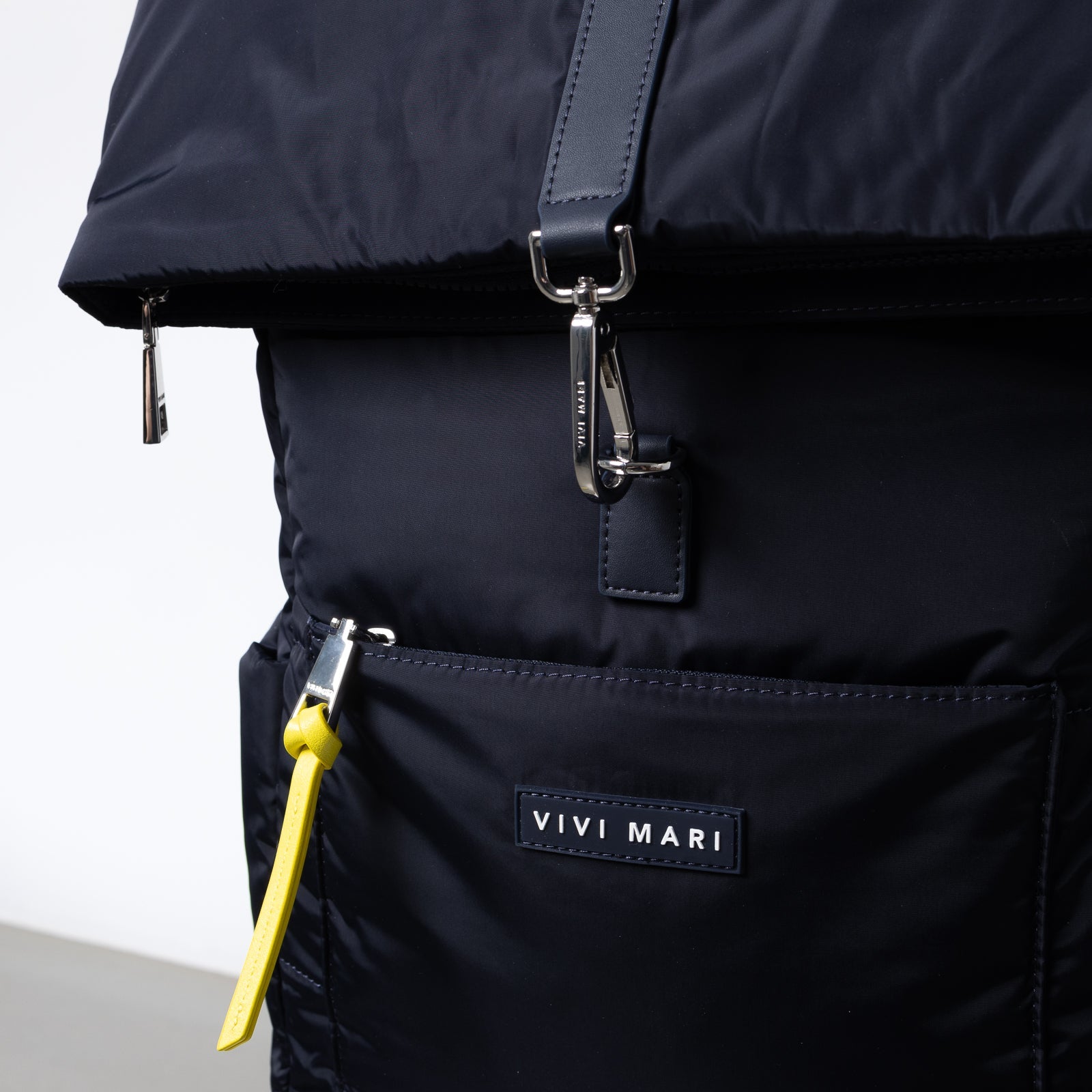 Padded Backpack medium - navy - VIVI MARI