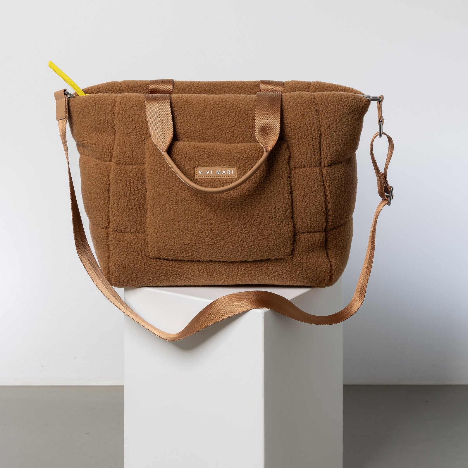Teddy Tote Bag medium strap basic woven slim caramel VIVI MARI