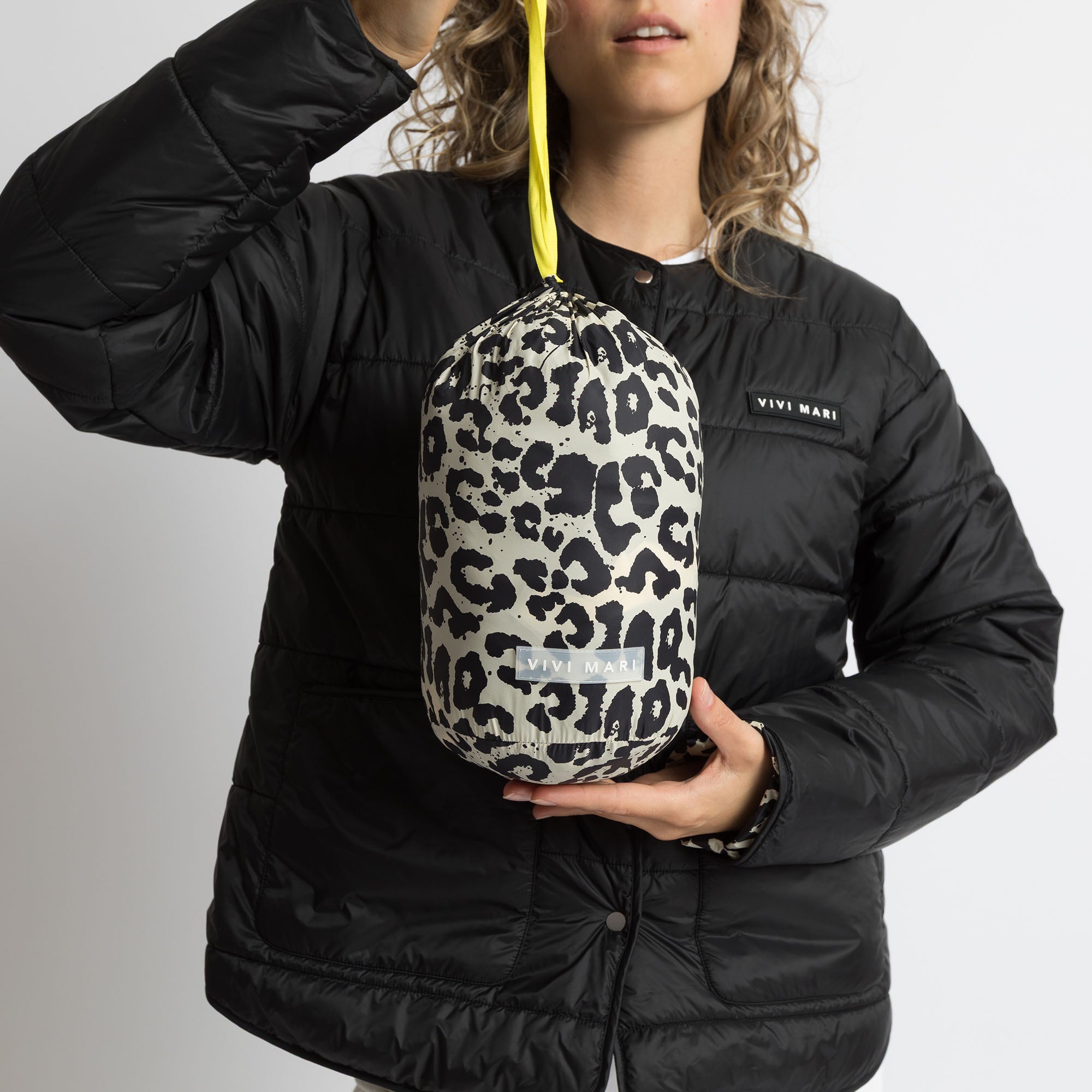 Ultra Light Puffer Jacket black/leo black - sand - VIVI MARI