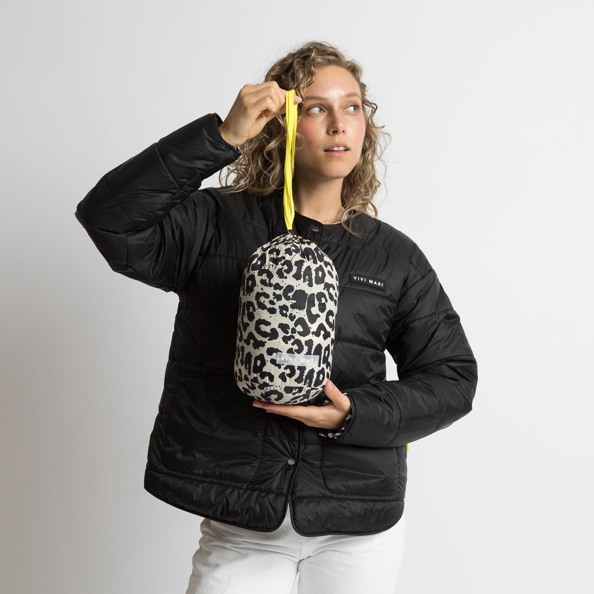 Ultra Light Puffer Jacket black/leo black - sand - VIVI MARI