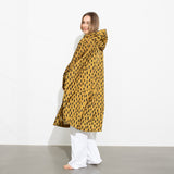 Raincoat drops mustard/black