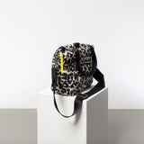 padded tote bag small + strap basic woven slim - leo splashes black/sand