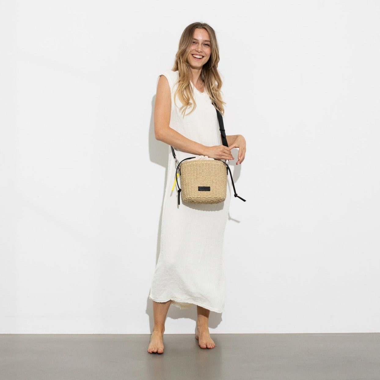 Bucket Bag Straw - black - VIVI MARI