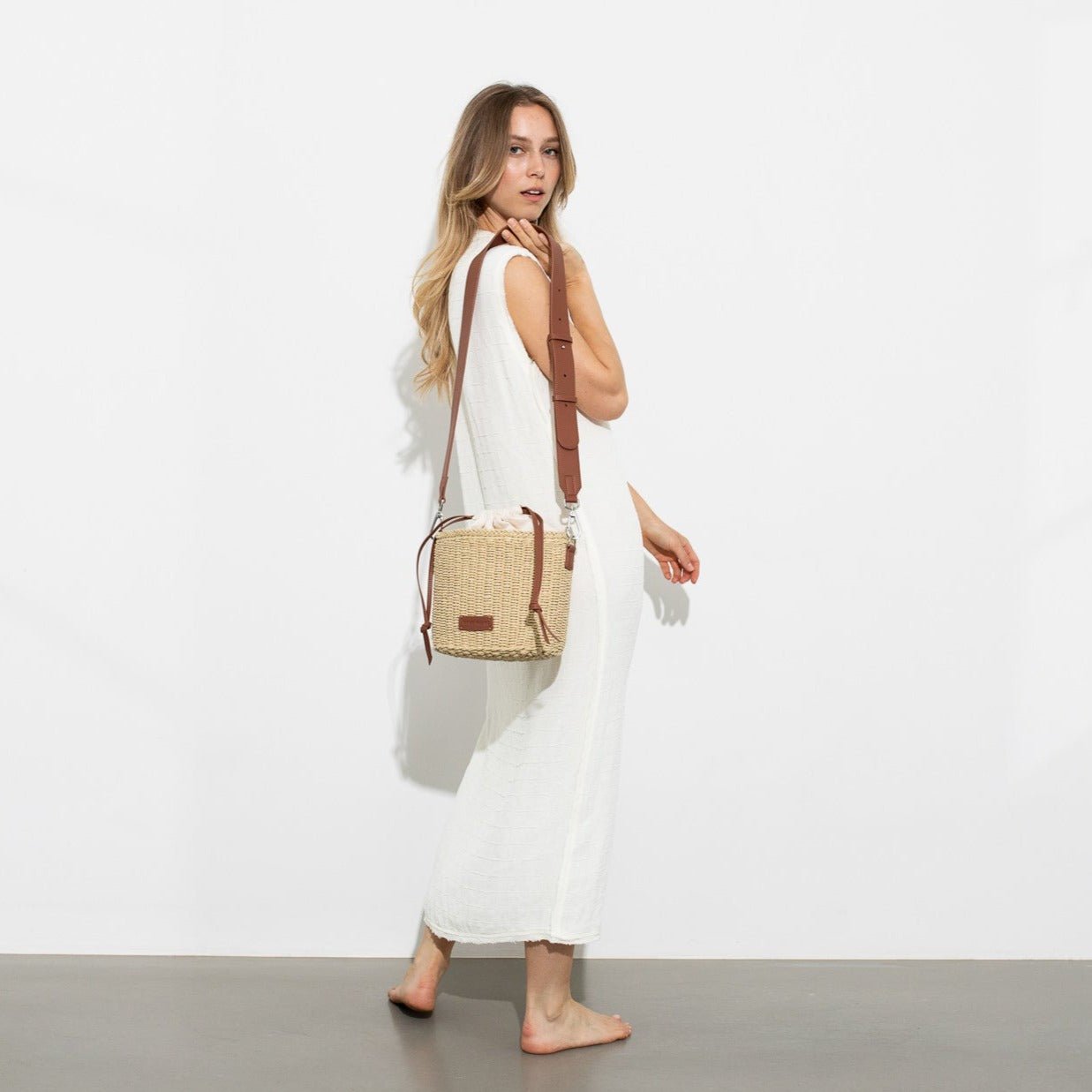 Bucket Bag Straw - tan - VIVI MARI