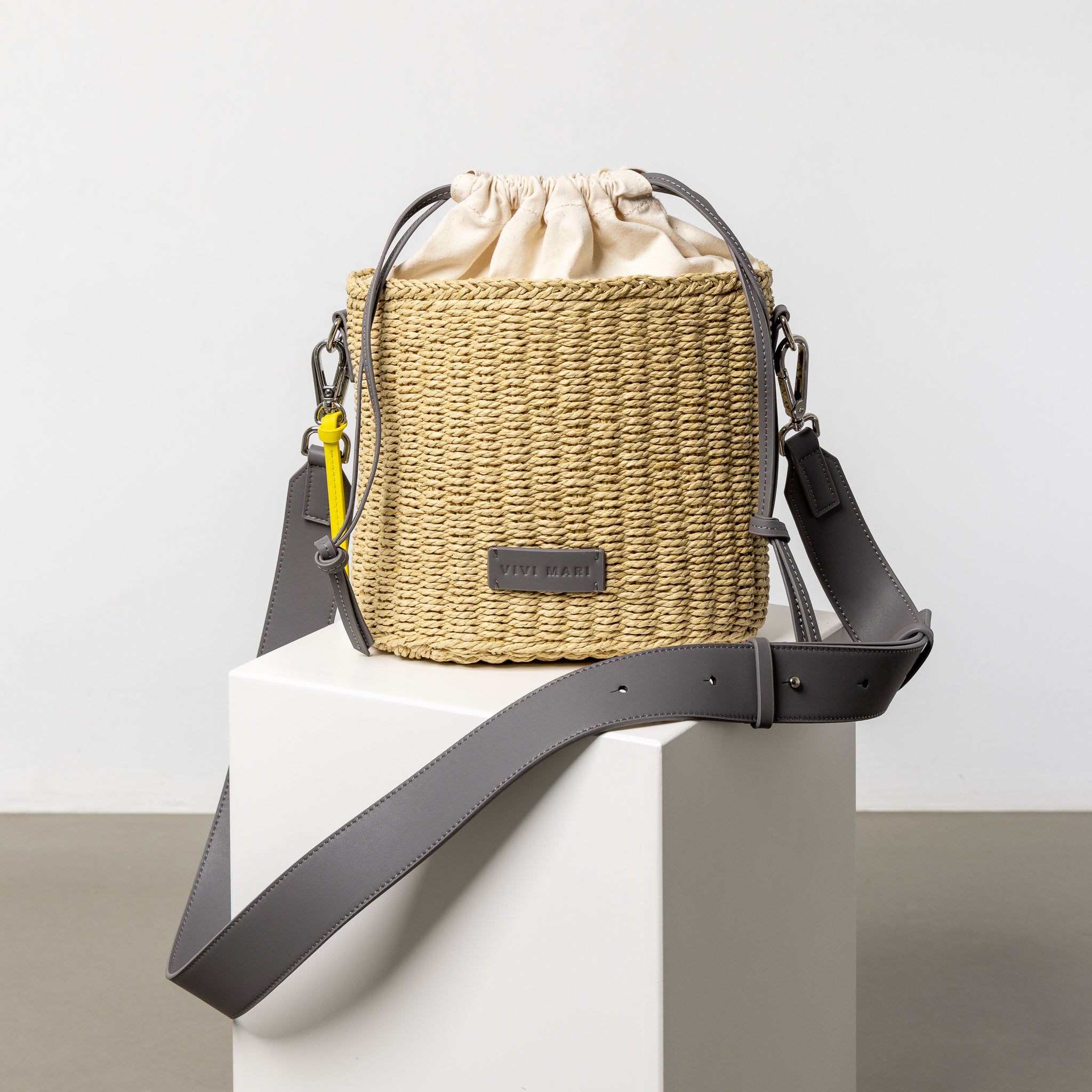 Bucket Bag Straw - taupe - VIVI MARI