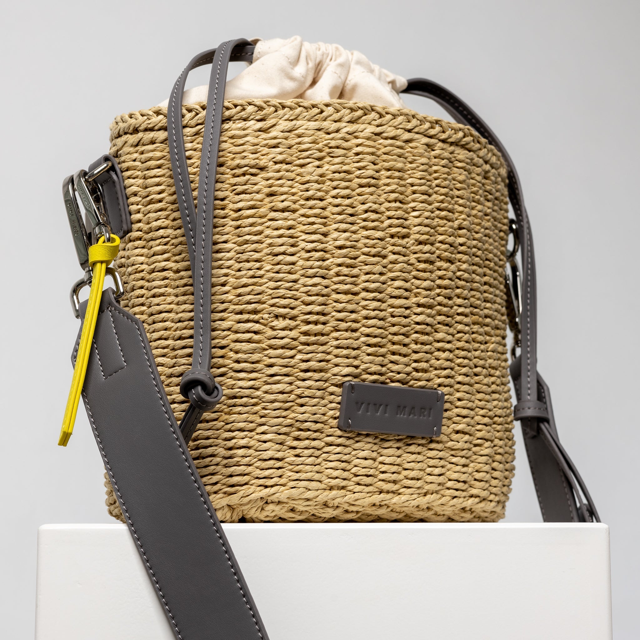 Bucket Bag Straw - taupe - VIVI MARI