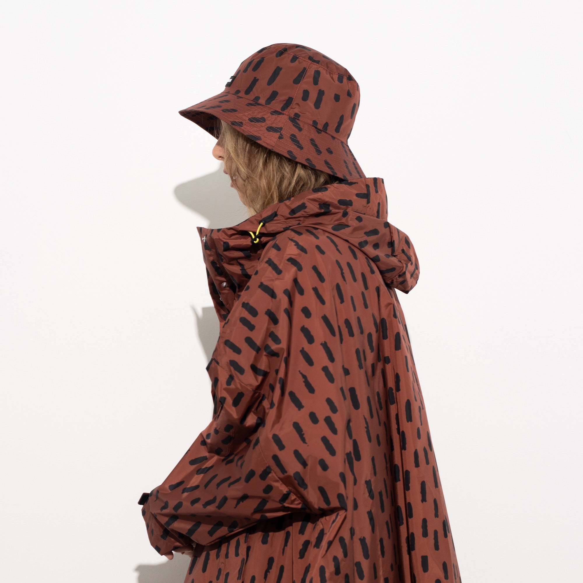 Bucket Hat drops rust/black - VIVI MARI