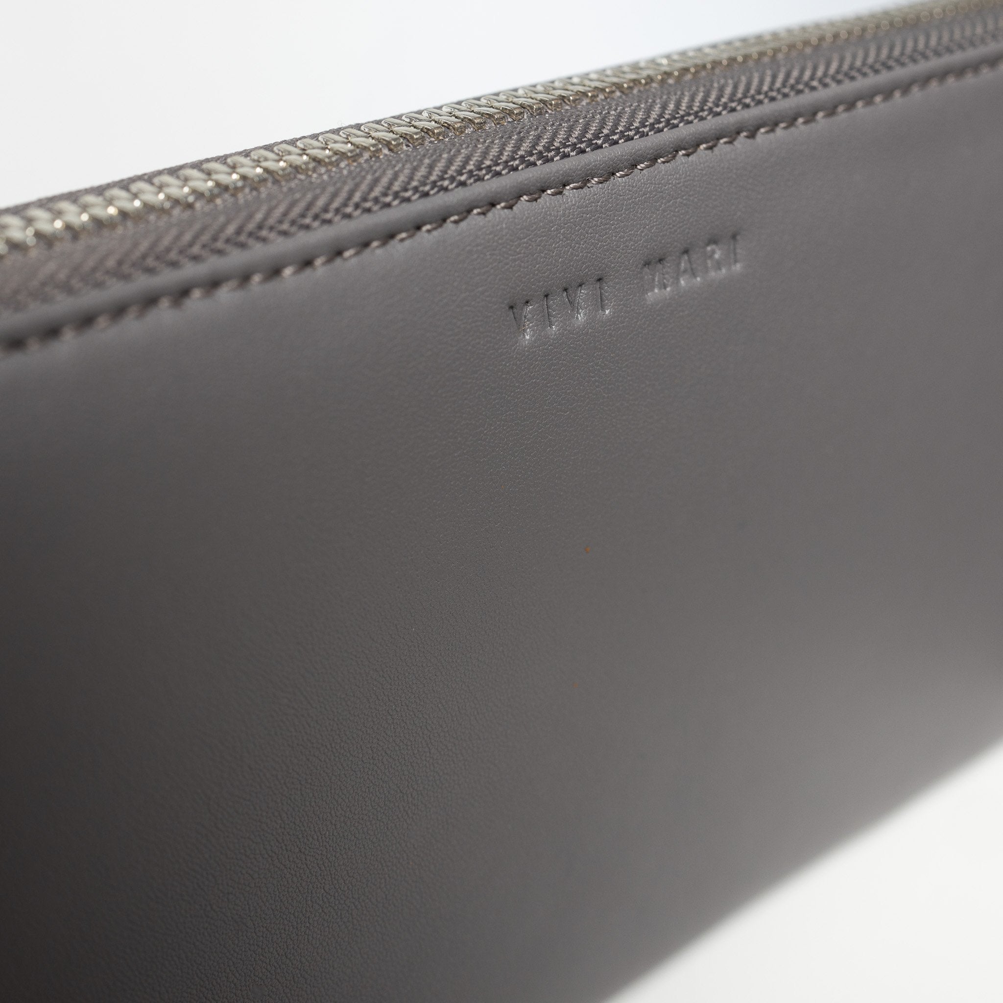 Continental Wallet - taupe - VIVI MARI
