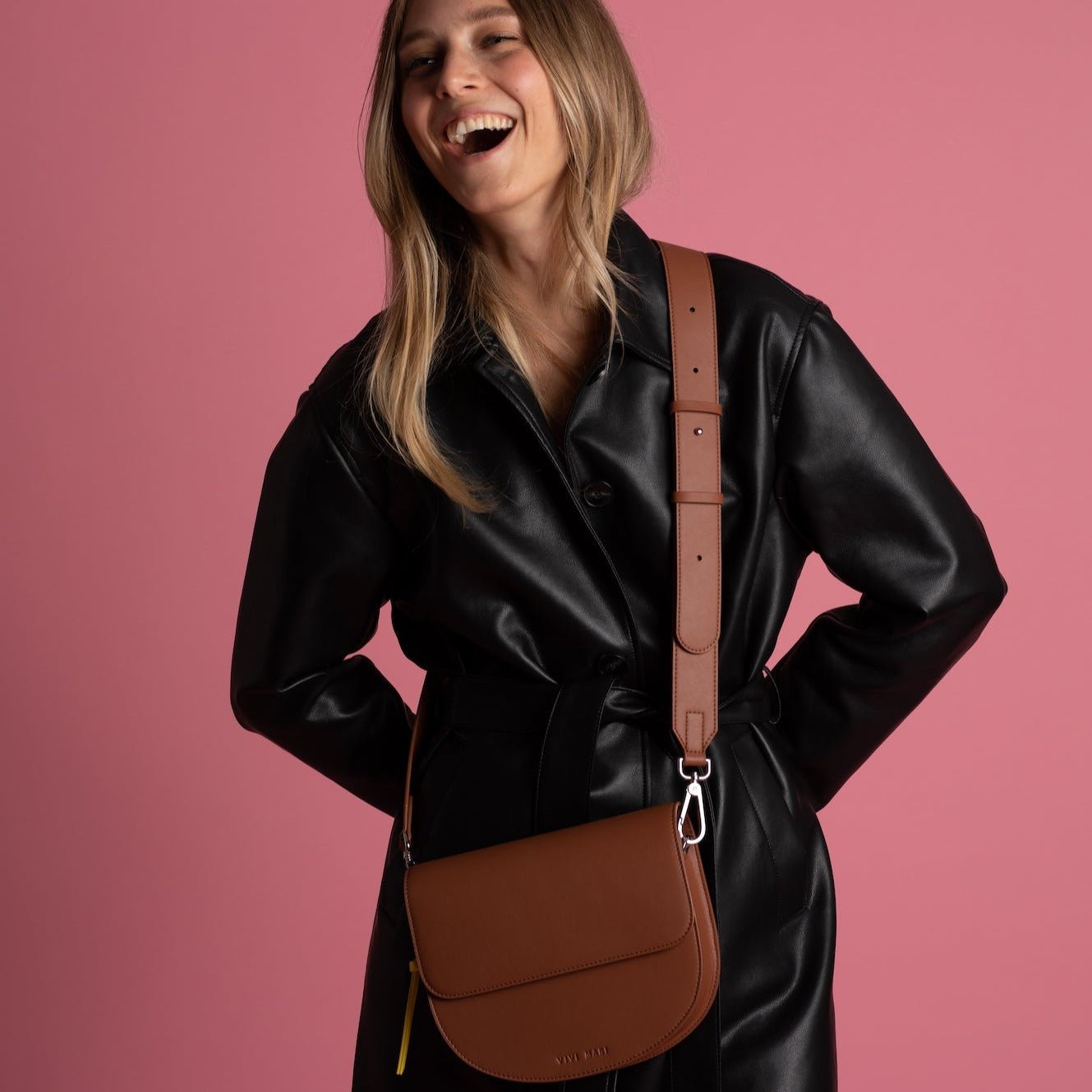 halfmoon bag + strap basic belt - tan - VIVI MARI