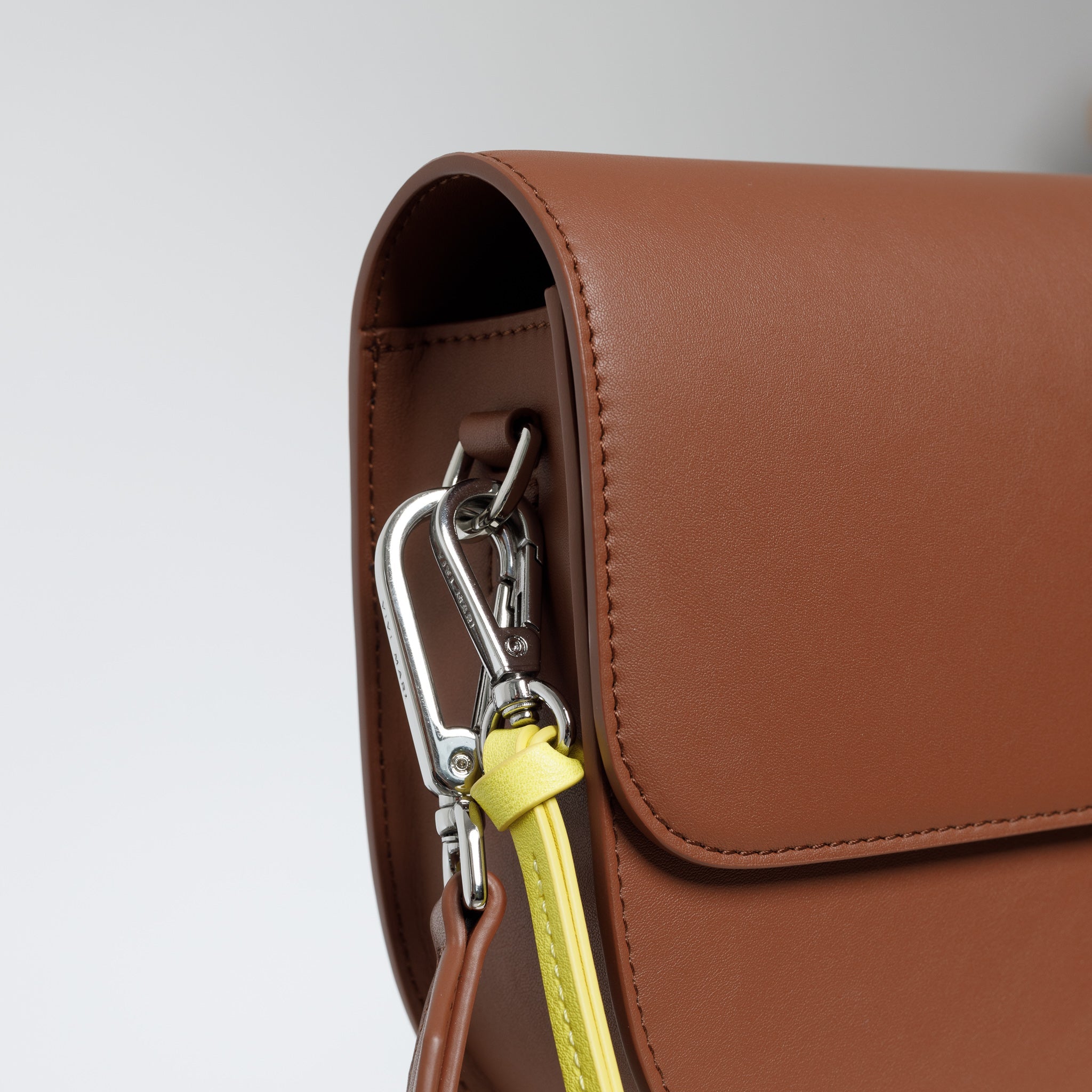 halfmoon bag + strap basic belt - tan - VIVI MARI