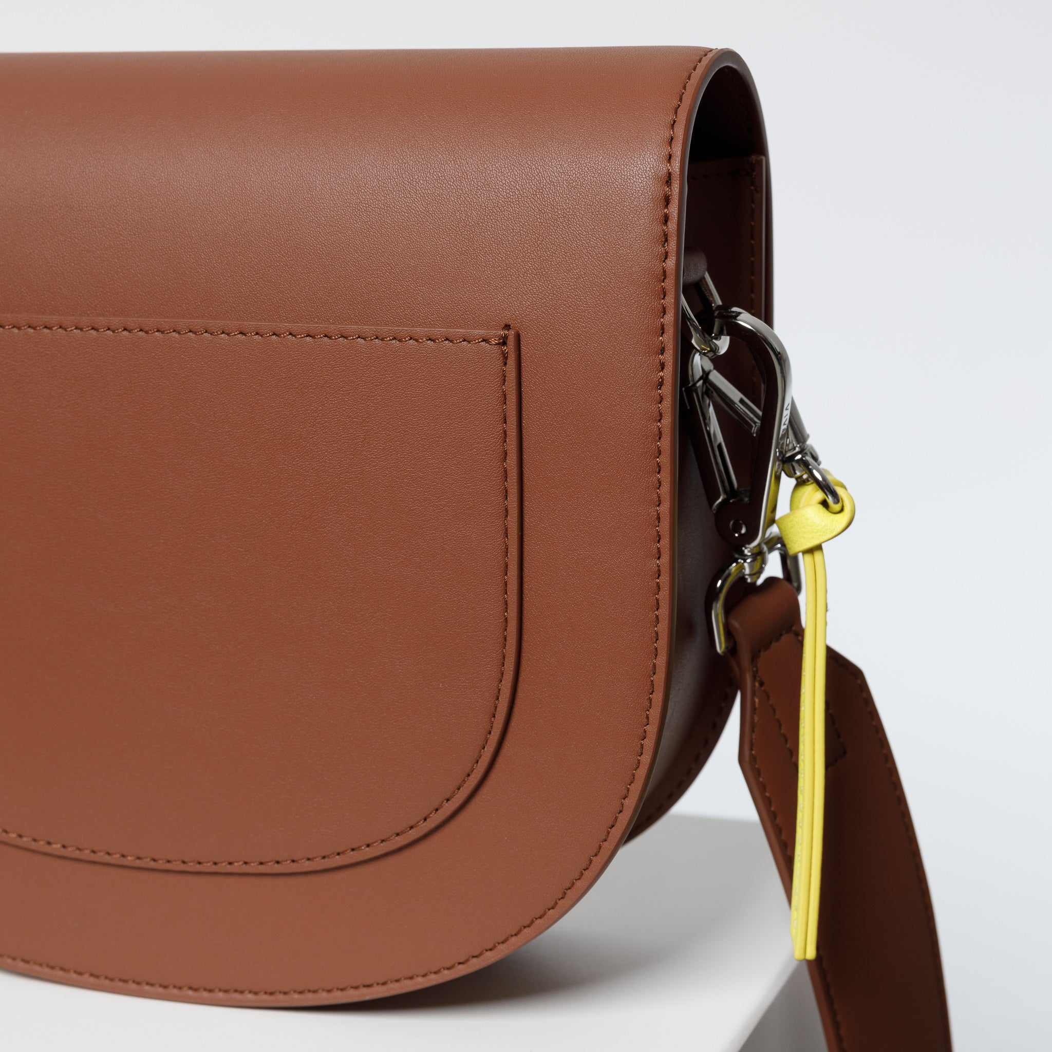 halfmoon bag + strap basic belt - tan - VIVI MARI
