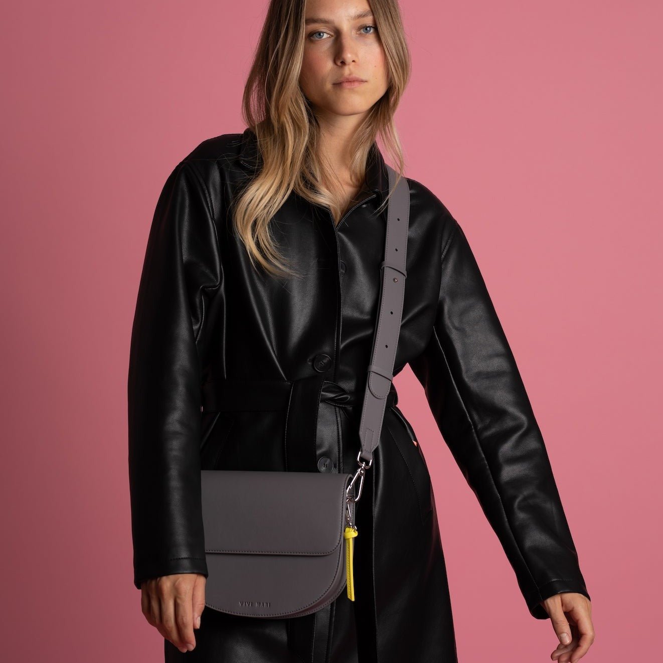 halfmoon bag + strap basic belt - taupe - VIVI MARI