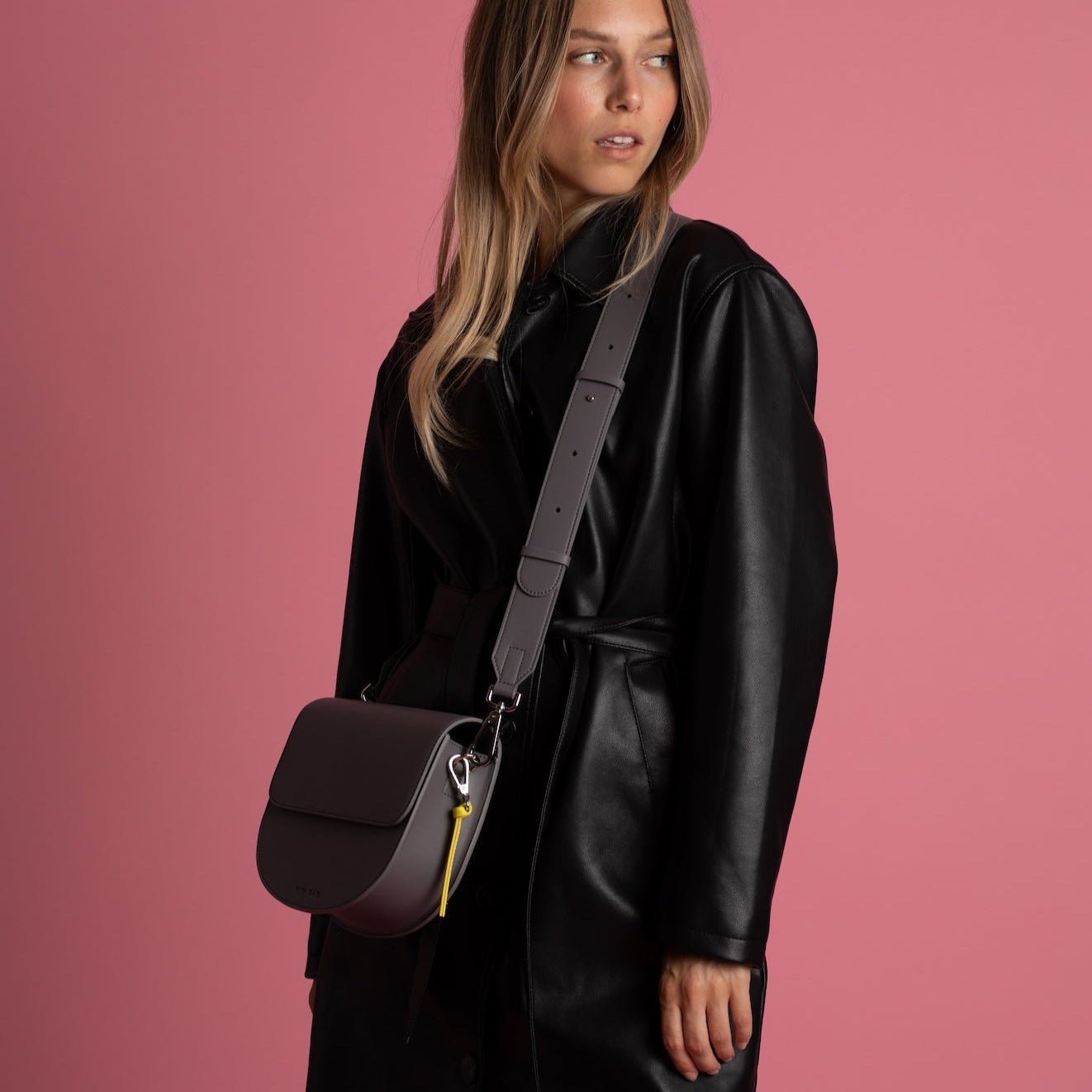 halfmoon bag + strap basic belt - taupe - VIVI MARI