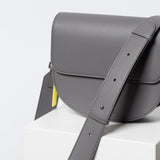 halfmoon bag + strap basic belt - taupe - VIVI MARI