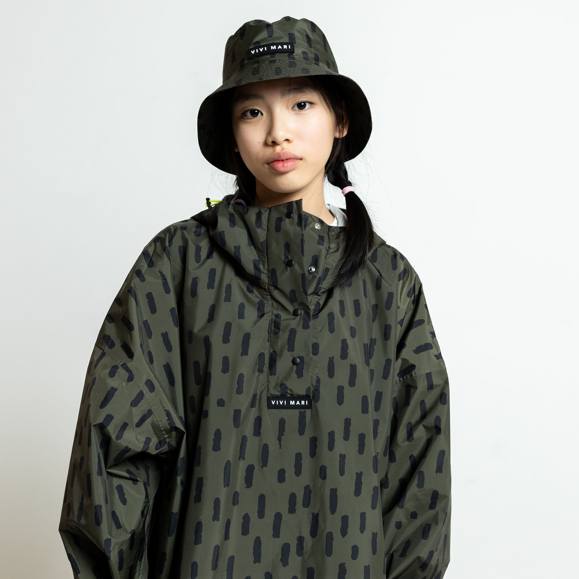 Kids Raincoat drops olive/black - VIVI MARI