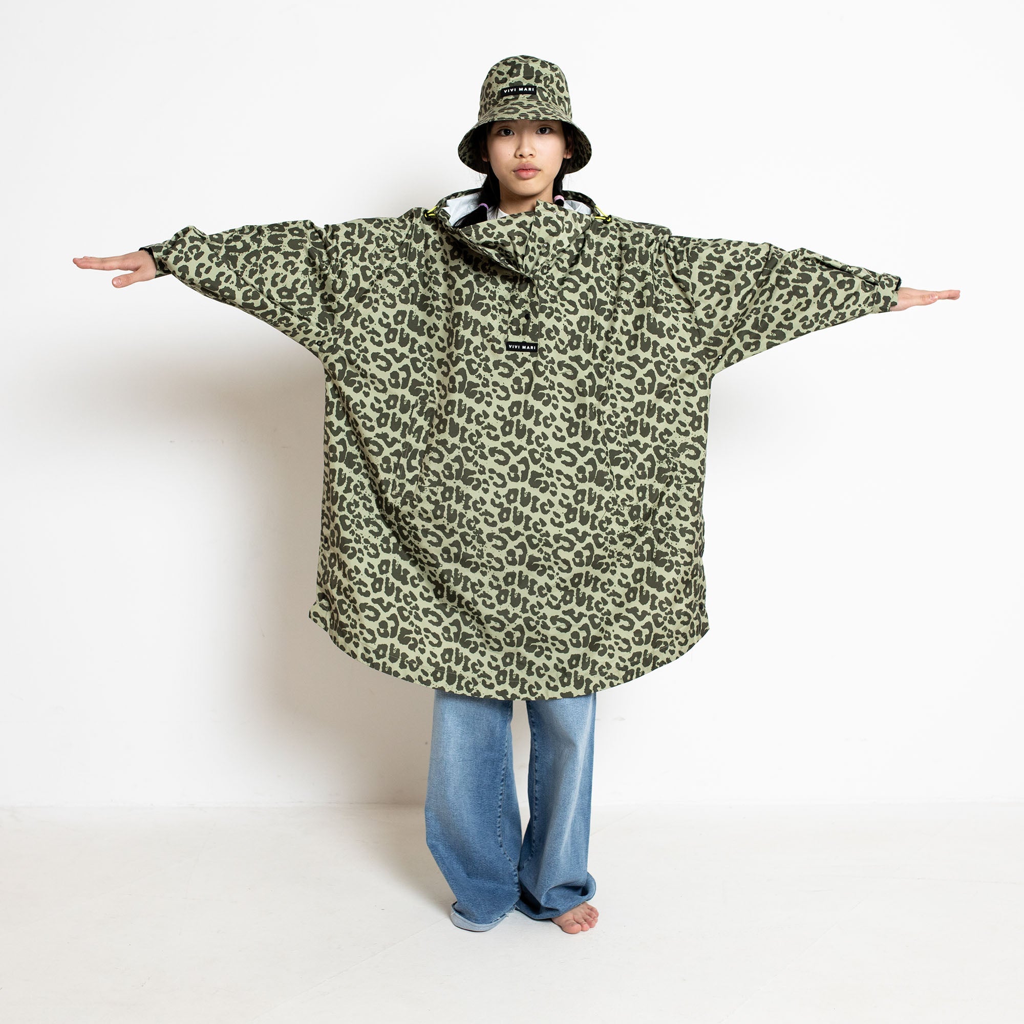 Kids Raincoat leo splashes olive/pale olive - VIVI MARI