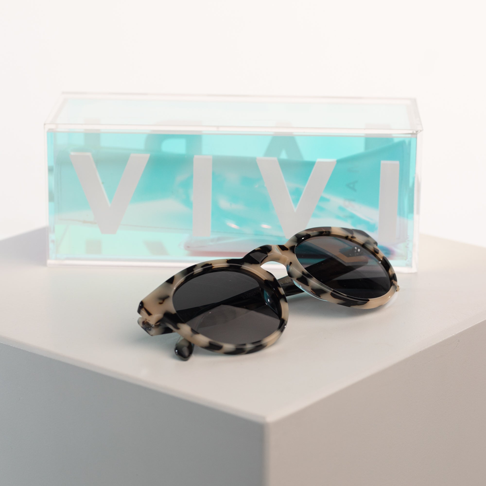 Kiss the Sun - leo black/sand - VIVI MARI