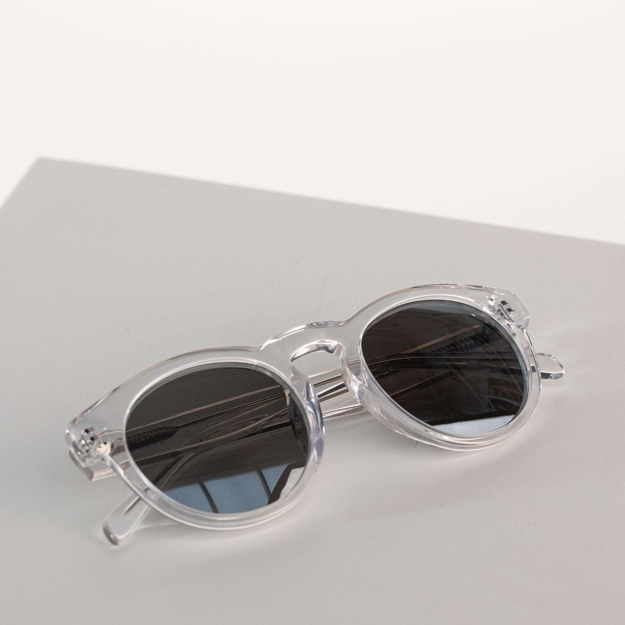 Kiss the Sun - transparent silver grey - VIVI MARI
