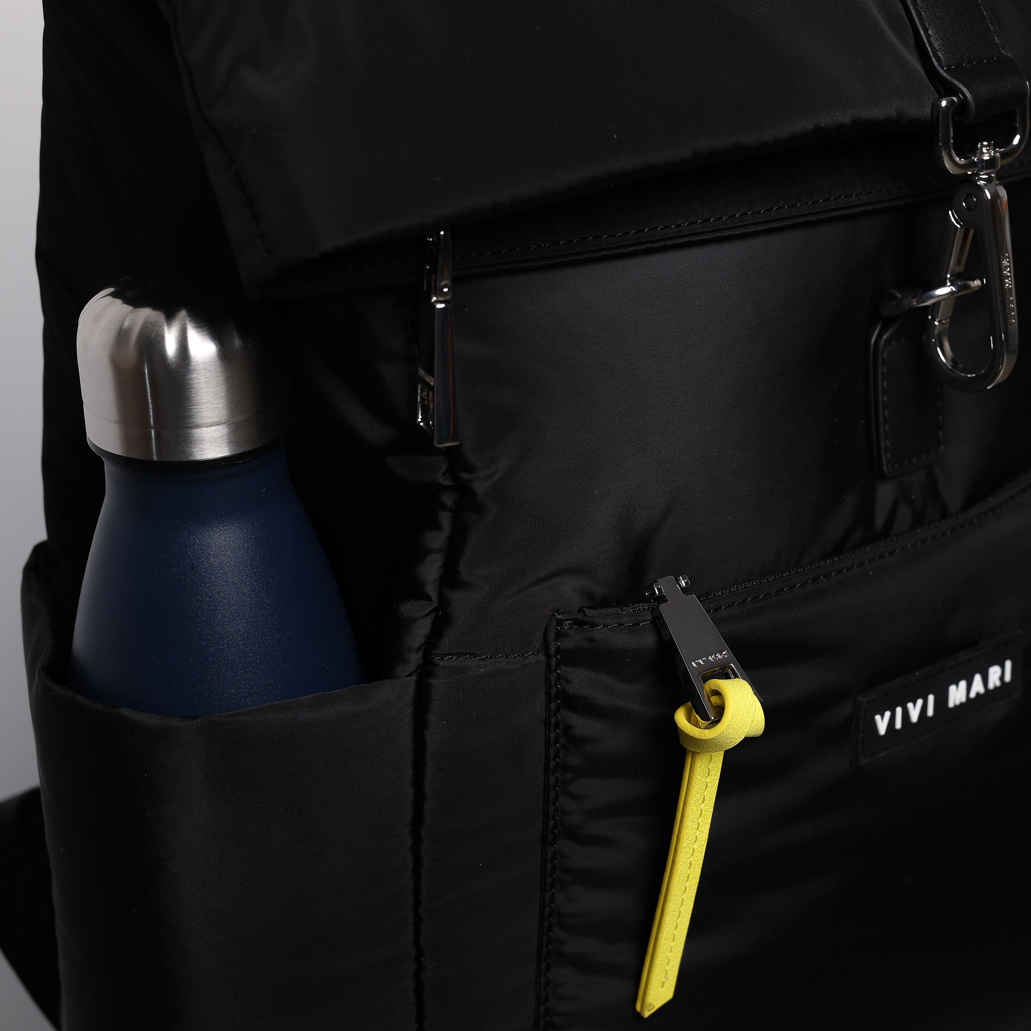 Padded Backpack medium - black - VIVI MARI