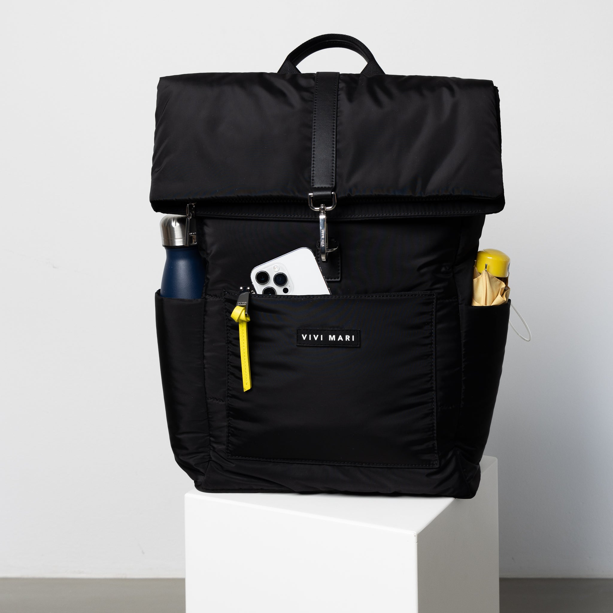 Padded Backpack medium - black - VIVI MARI