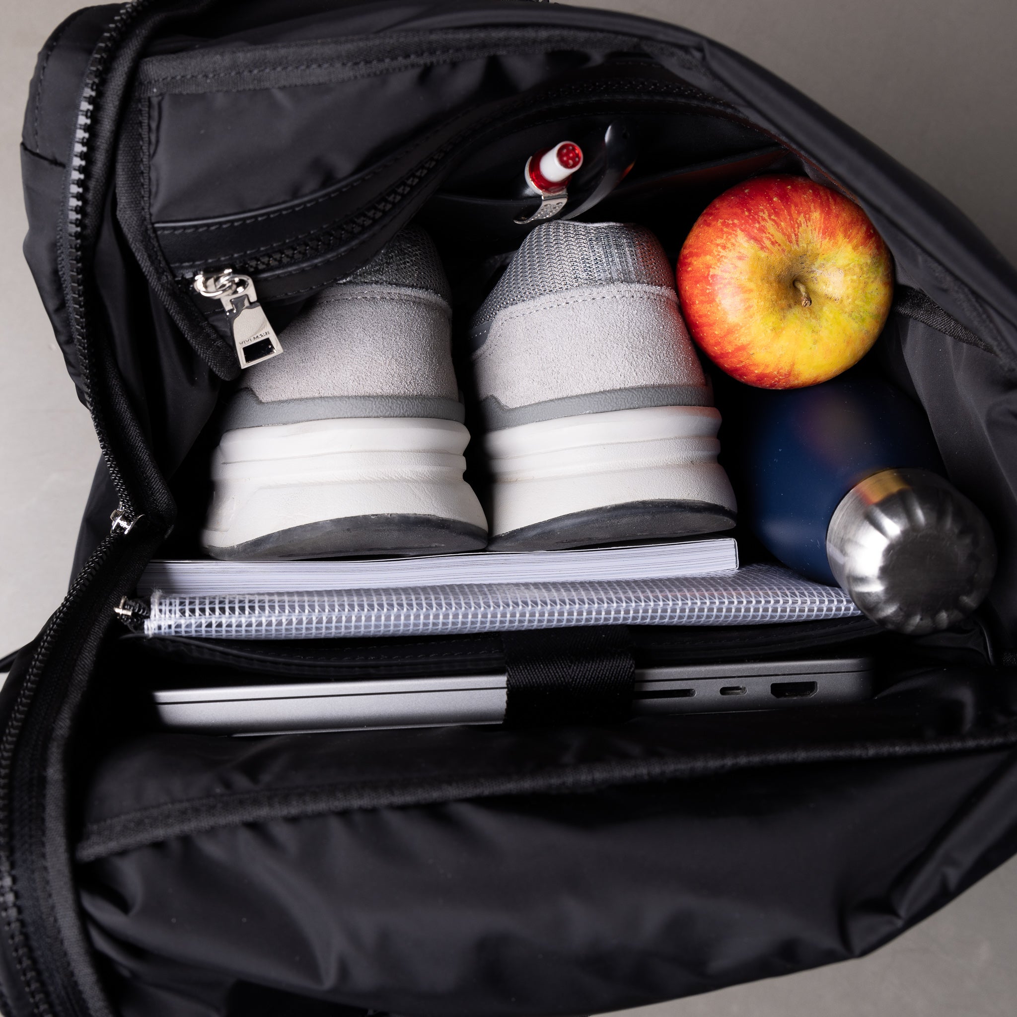 Padded Backpack medium - leo splashes navy/olive - VIVI MARI