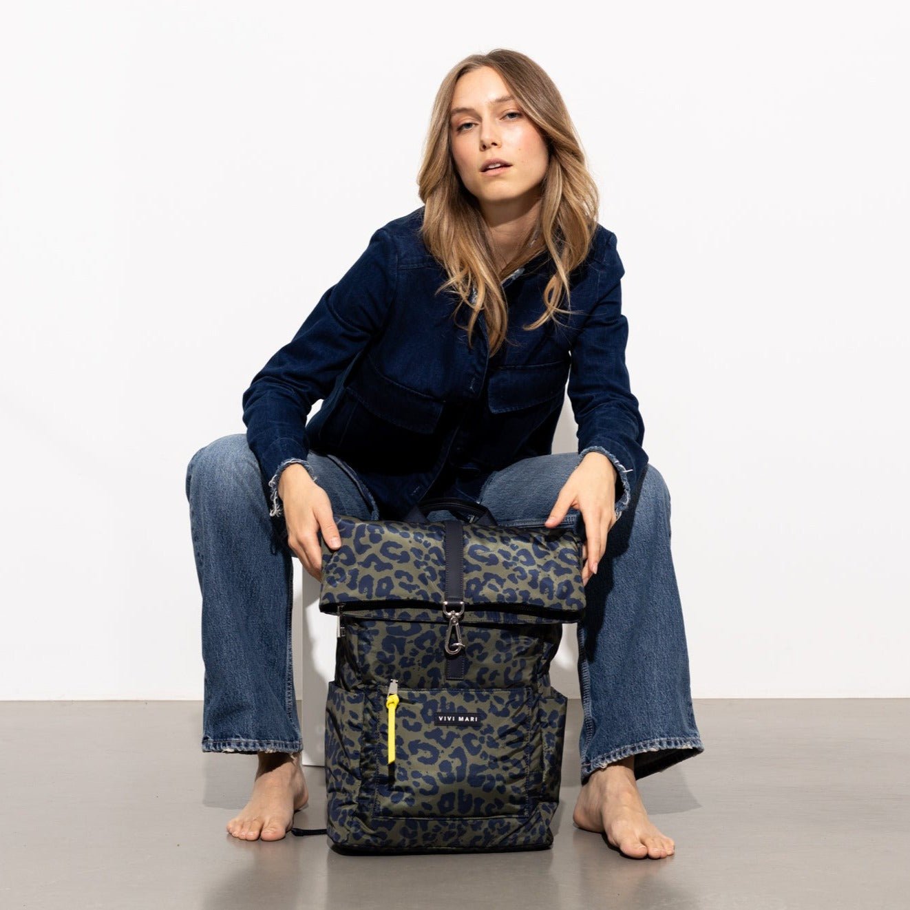 Padded Backpack medium - leo splashes navy/olive - VIVI MARI