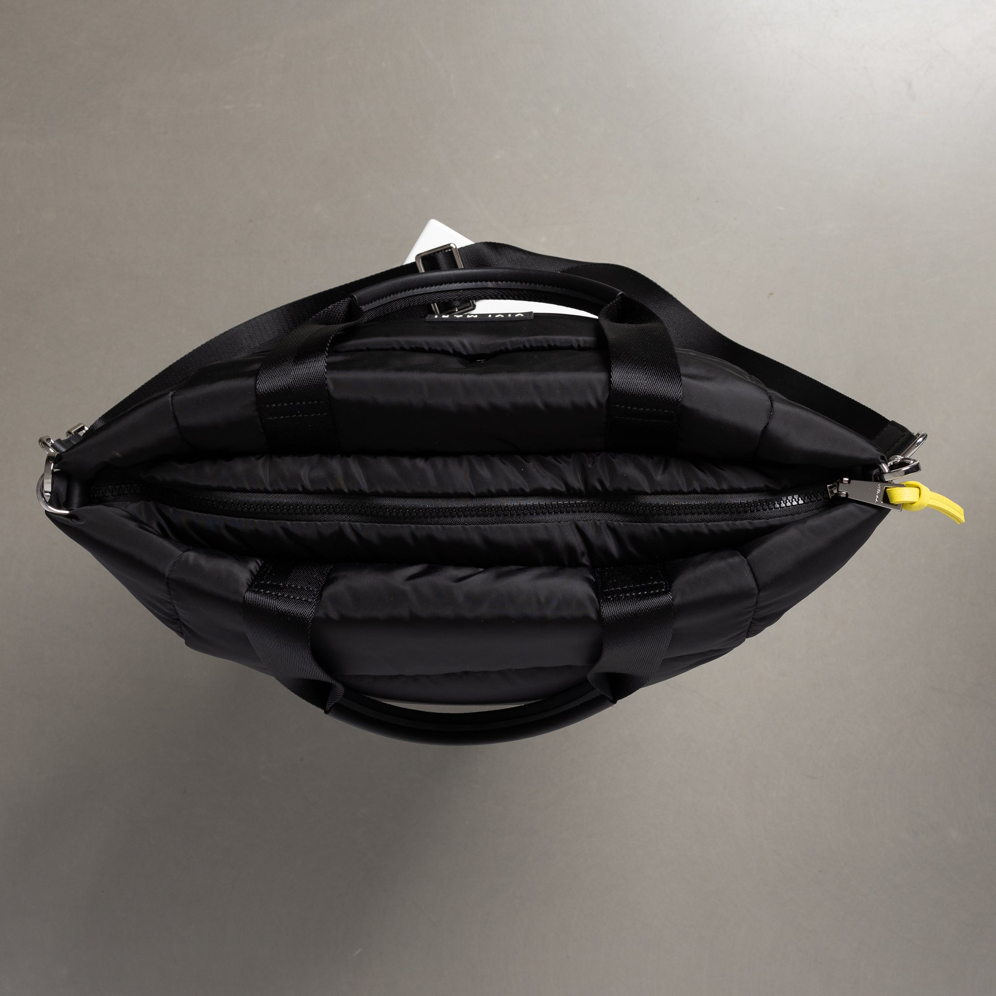 padded tote bag large + strap basic woven slim - black - VIVI MARI