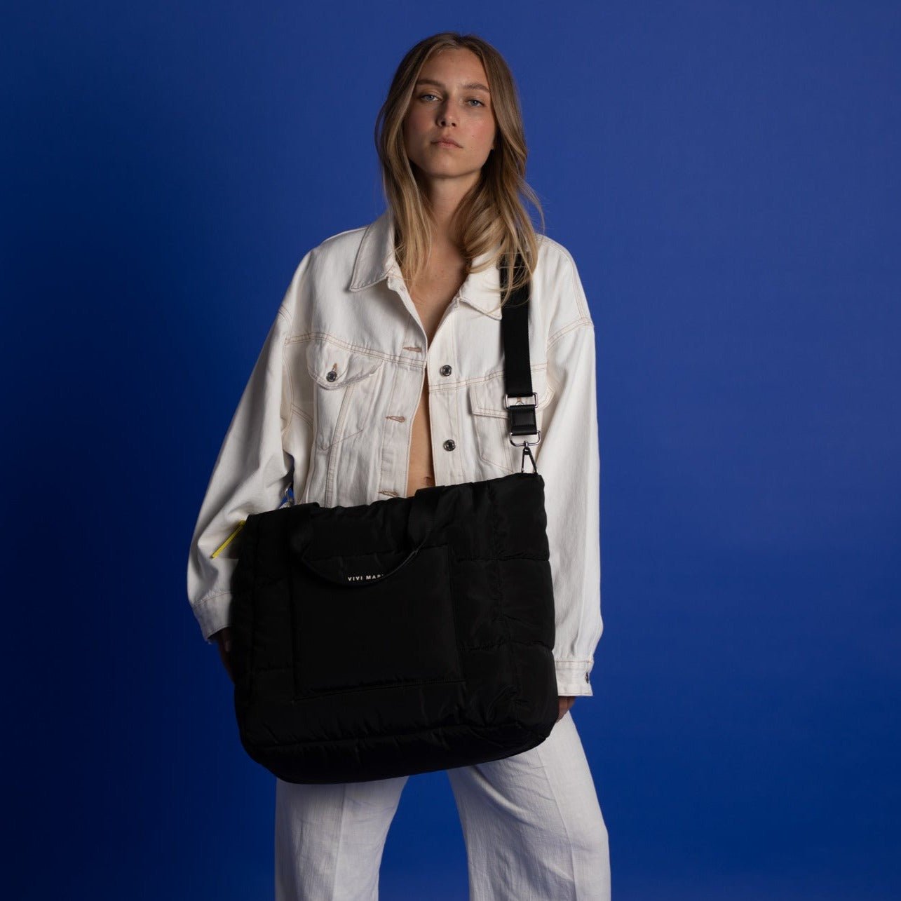 padded tote bag large + strap basic woven slim - black - VIVI MARI