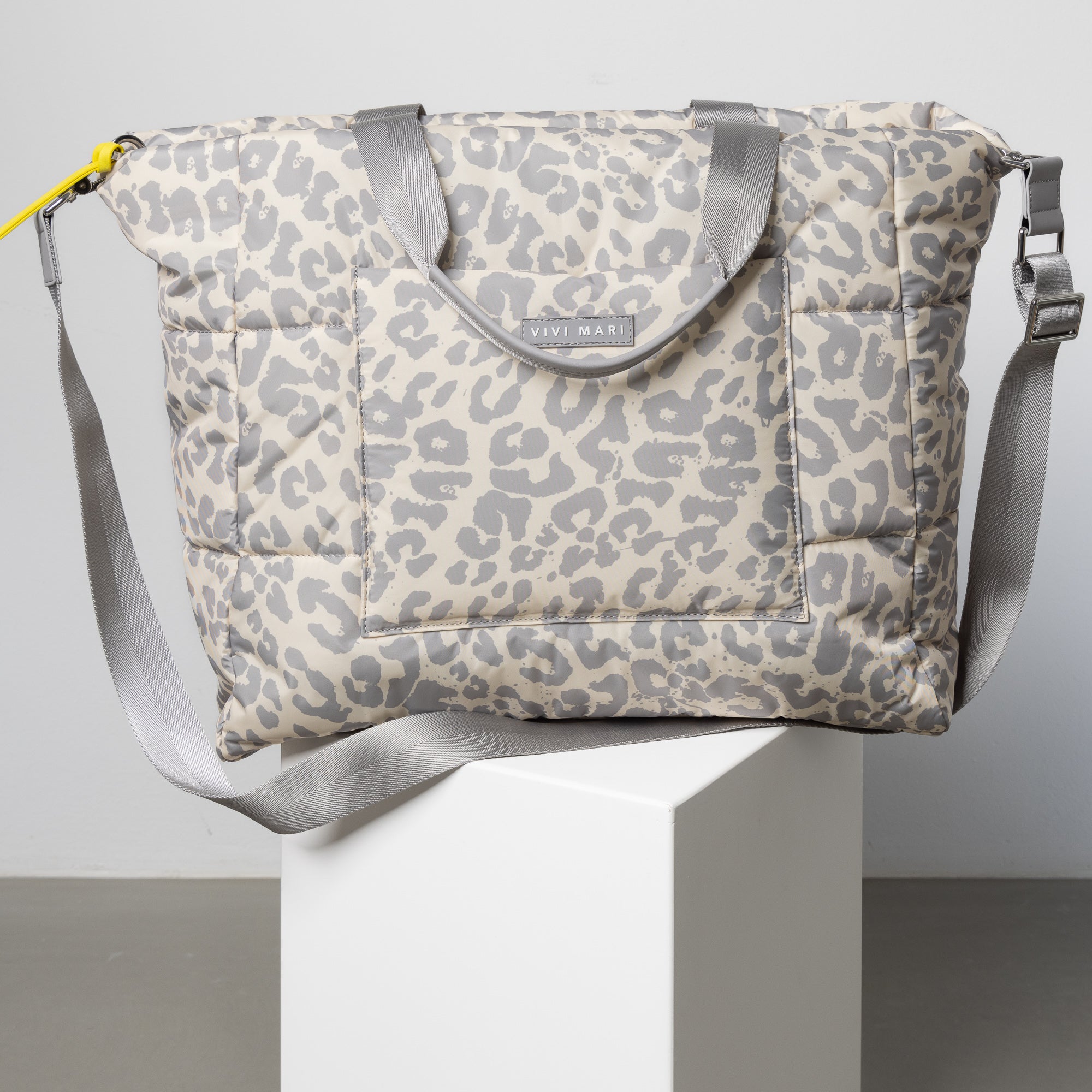padded tote bag large + strap basic woven slim - leo splashes grey/sand - VIVI MARI