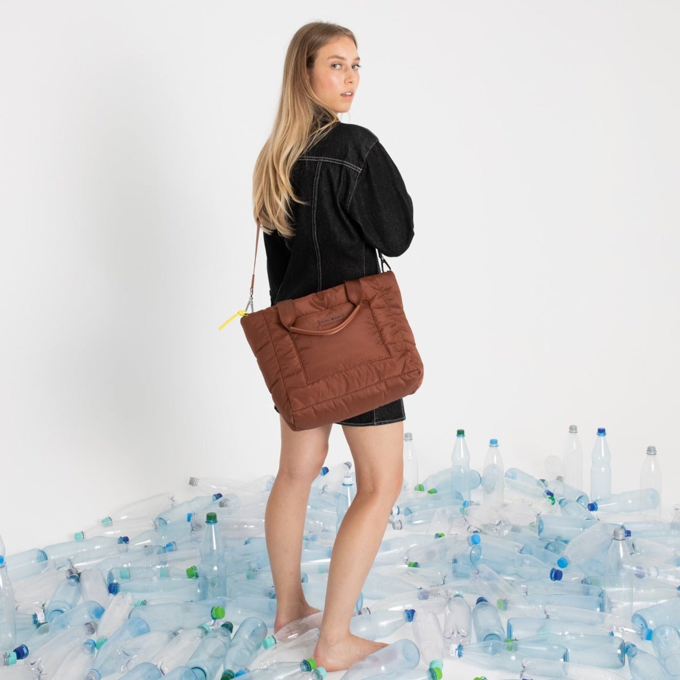 padded tote bag medium + strap basic woven slim - tan - VIVI MARI