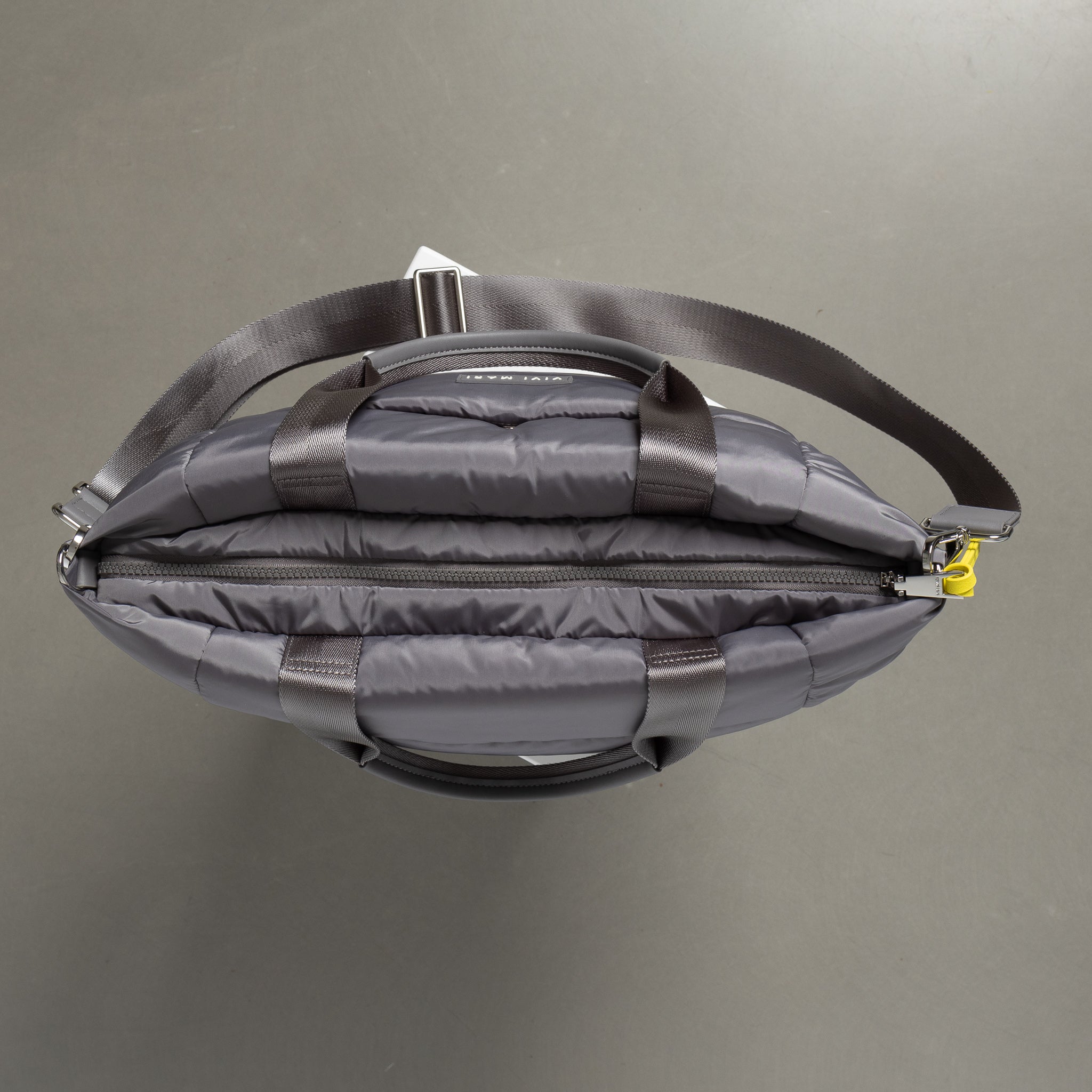 padded tote bag medium + strap basic woven slim - taupe - VIVI MARI