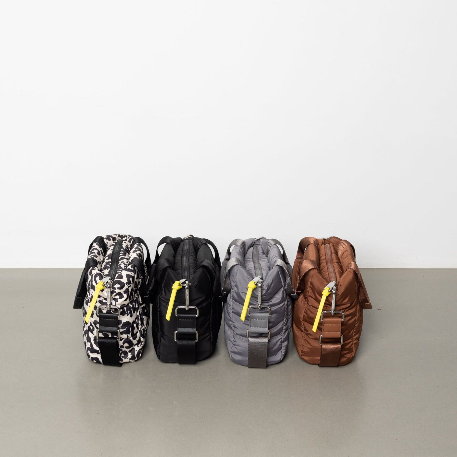 padded tote bag small + strap basic woven slim - black - VIVI MARI