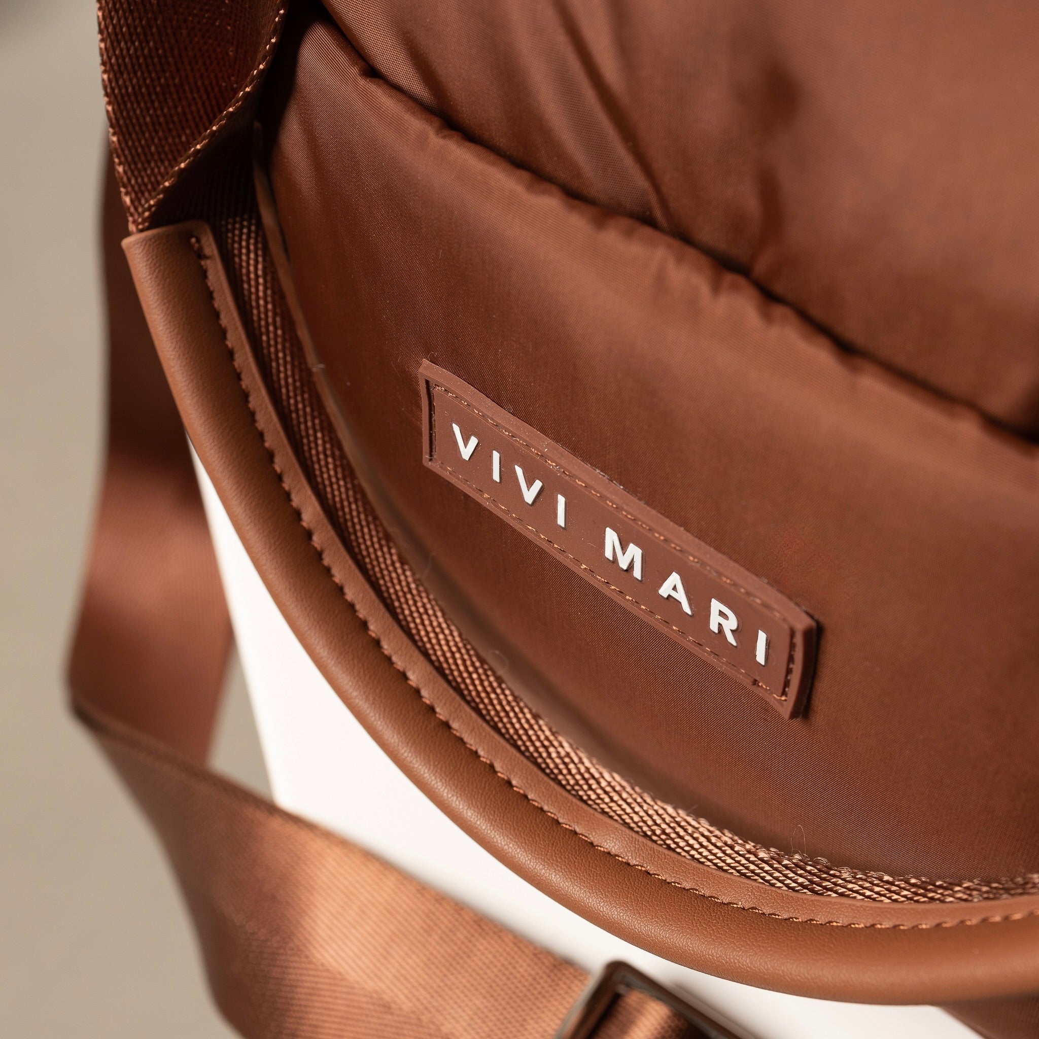 padded tote bag small + strap basic woven slim - tan - VIVI MARI