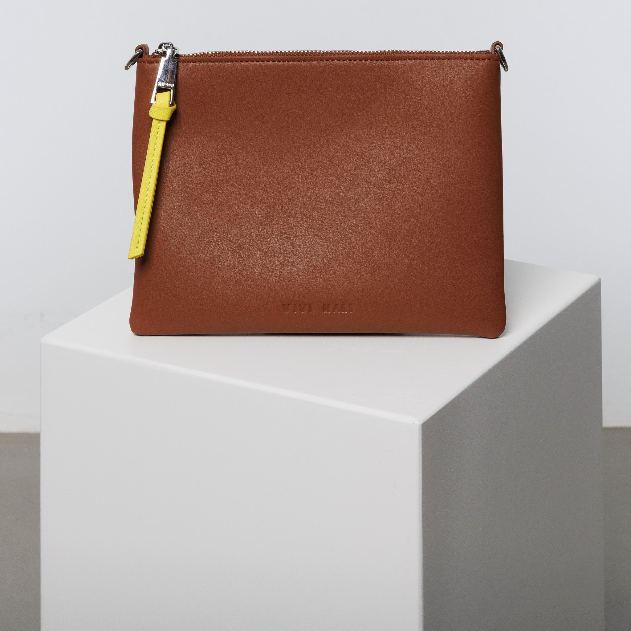 pouch + strap basic classic thin - tan - VIVI MARI