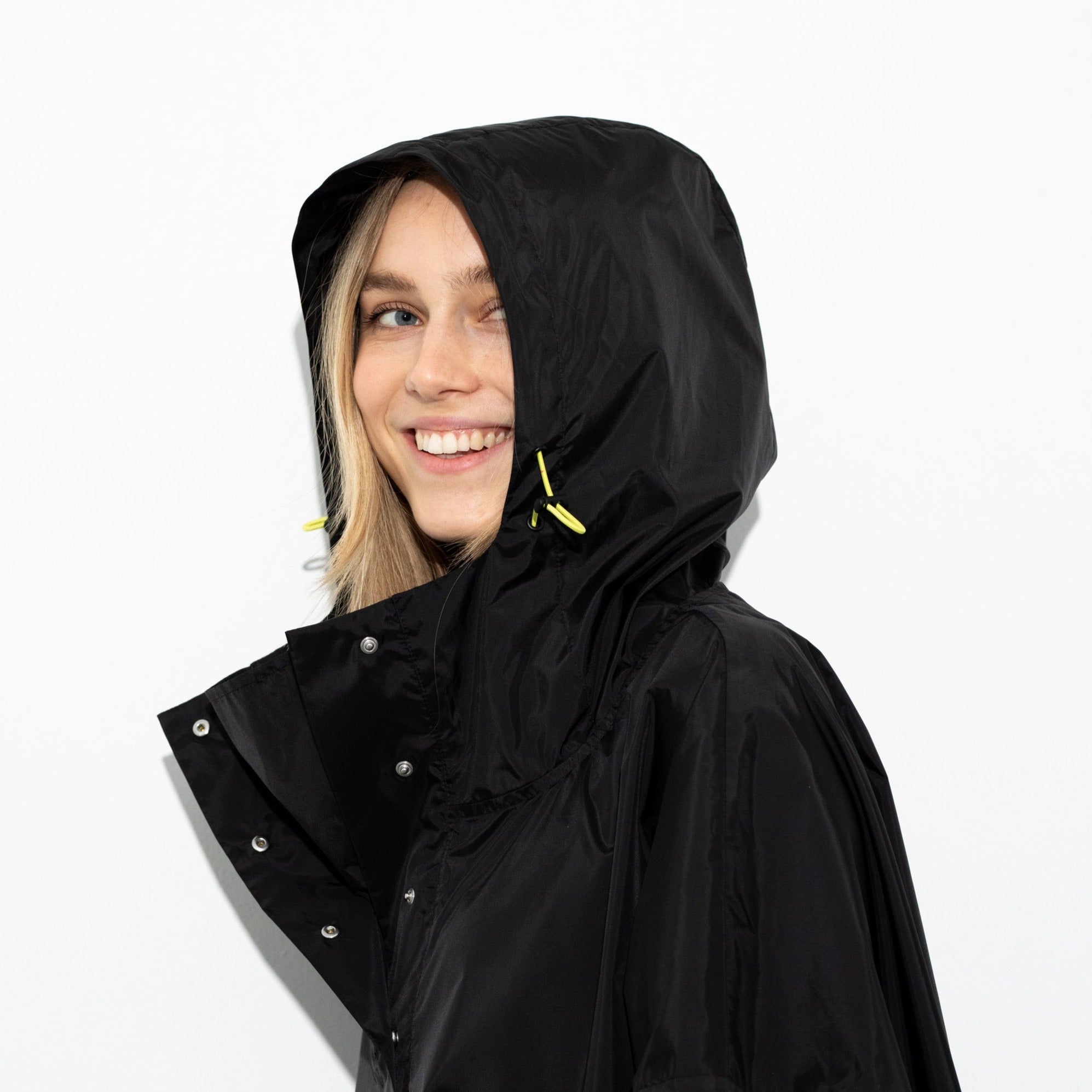 Raincoat solid black - VIVI MARI