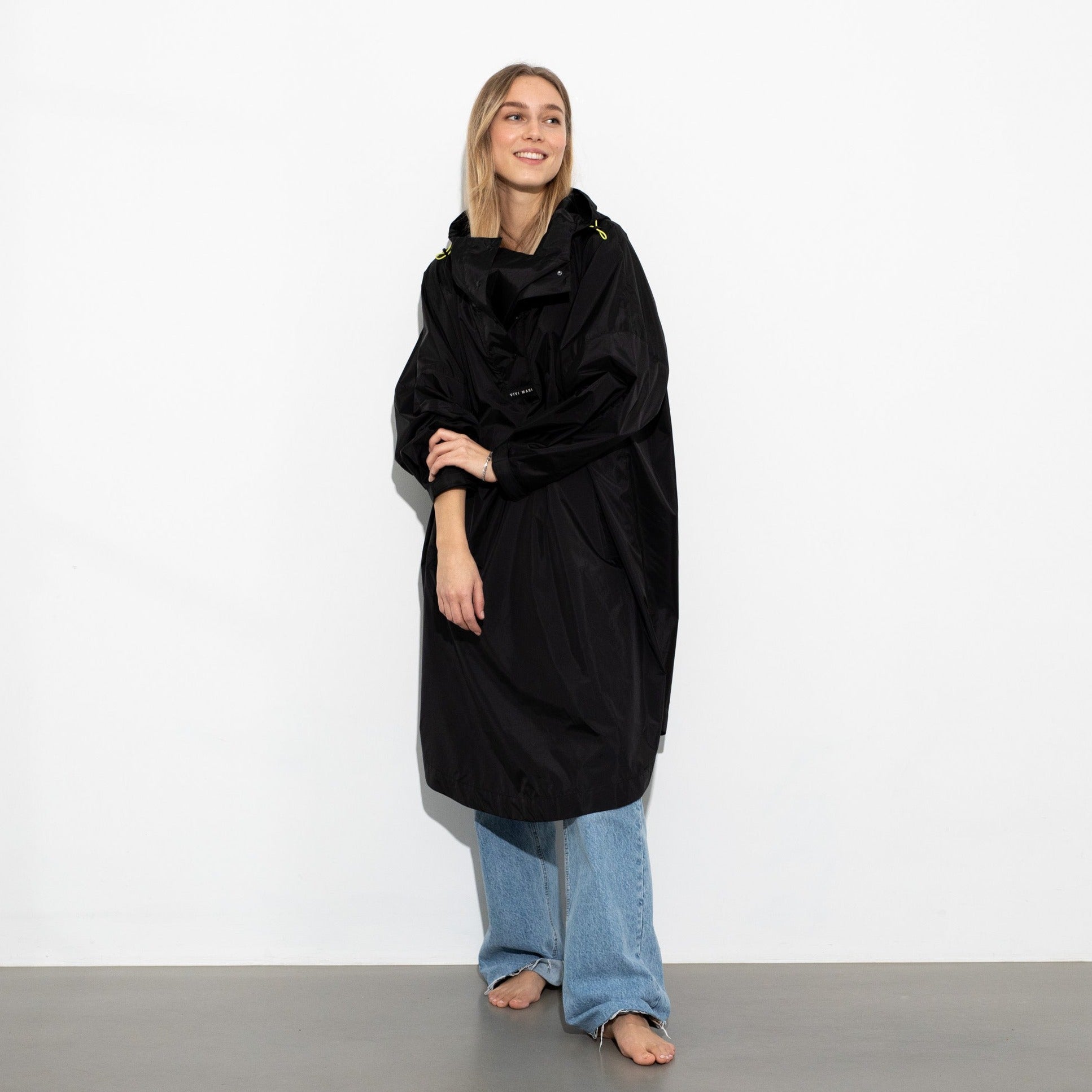 Raincoat solid black - VIVI MARI