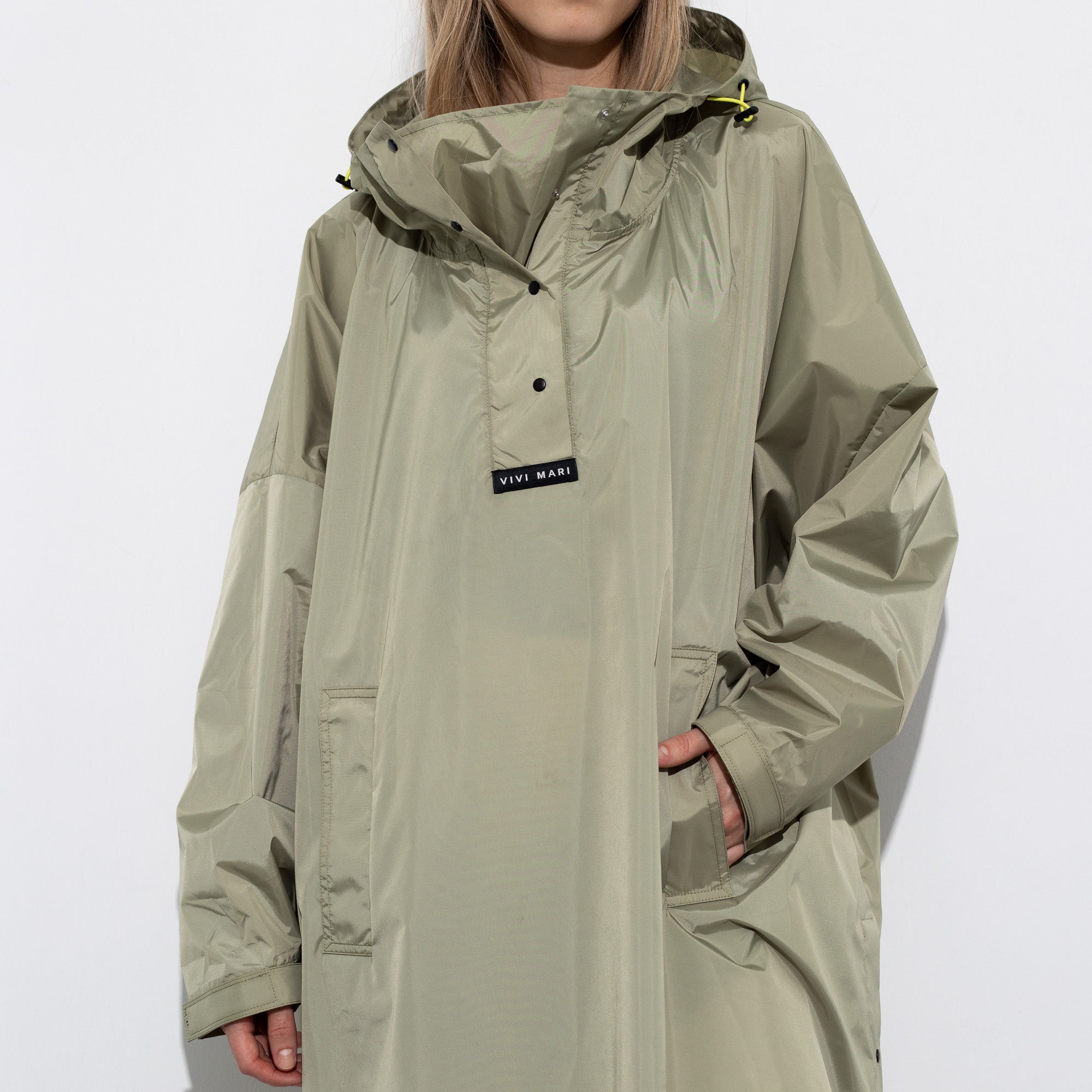 Raincoat solid pale olive - VIVI MARI