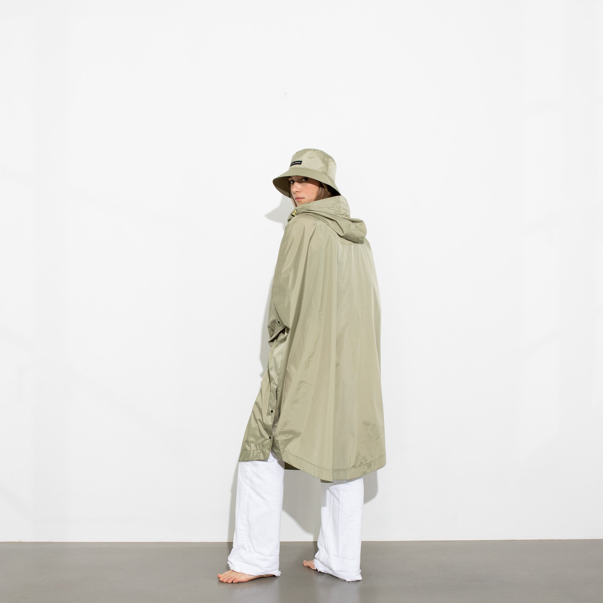 Raincoat solid pale olive - VIVI MARI