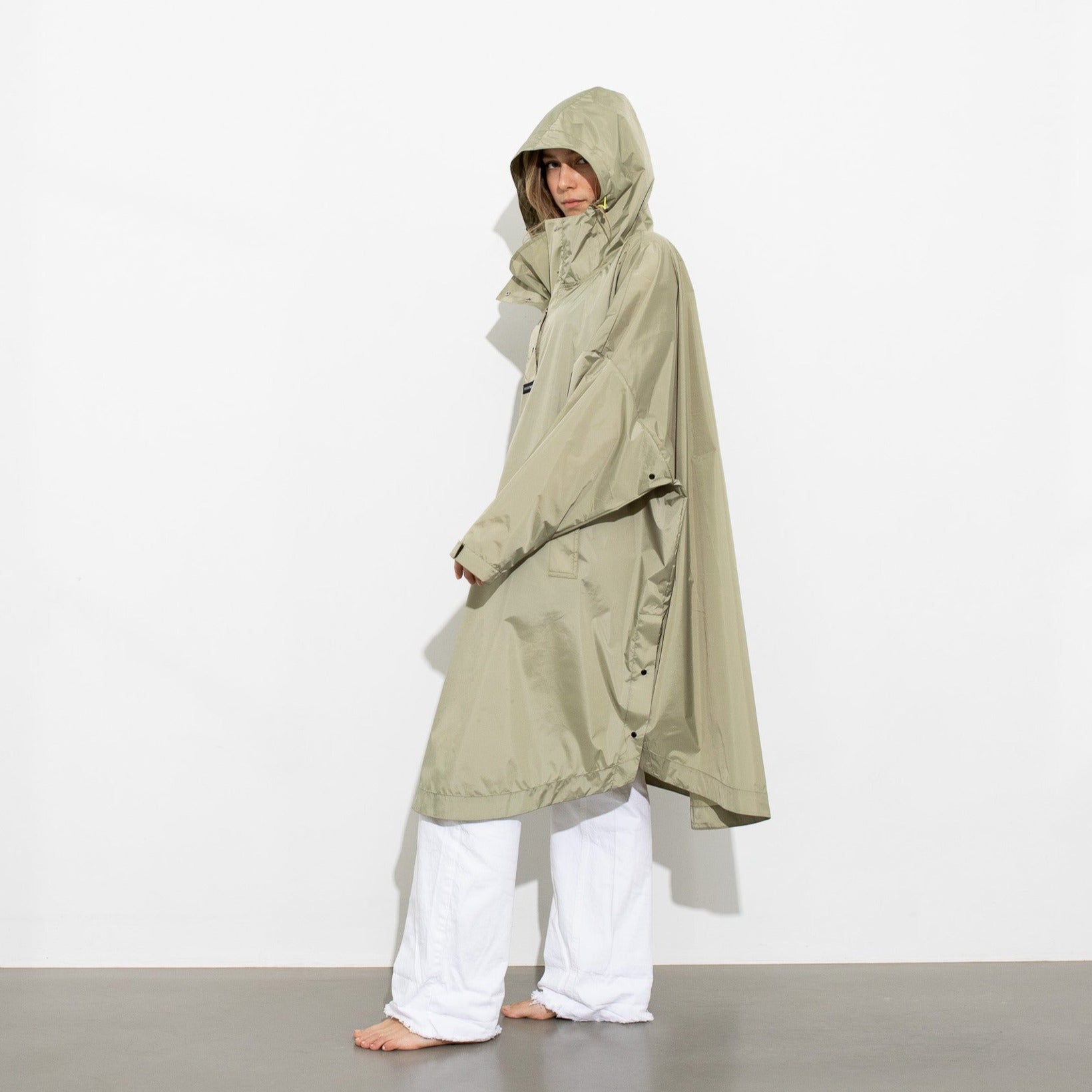 Raincoat solid pale olive - VIVI MARI