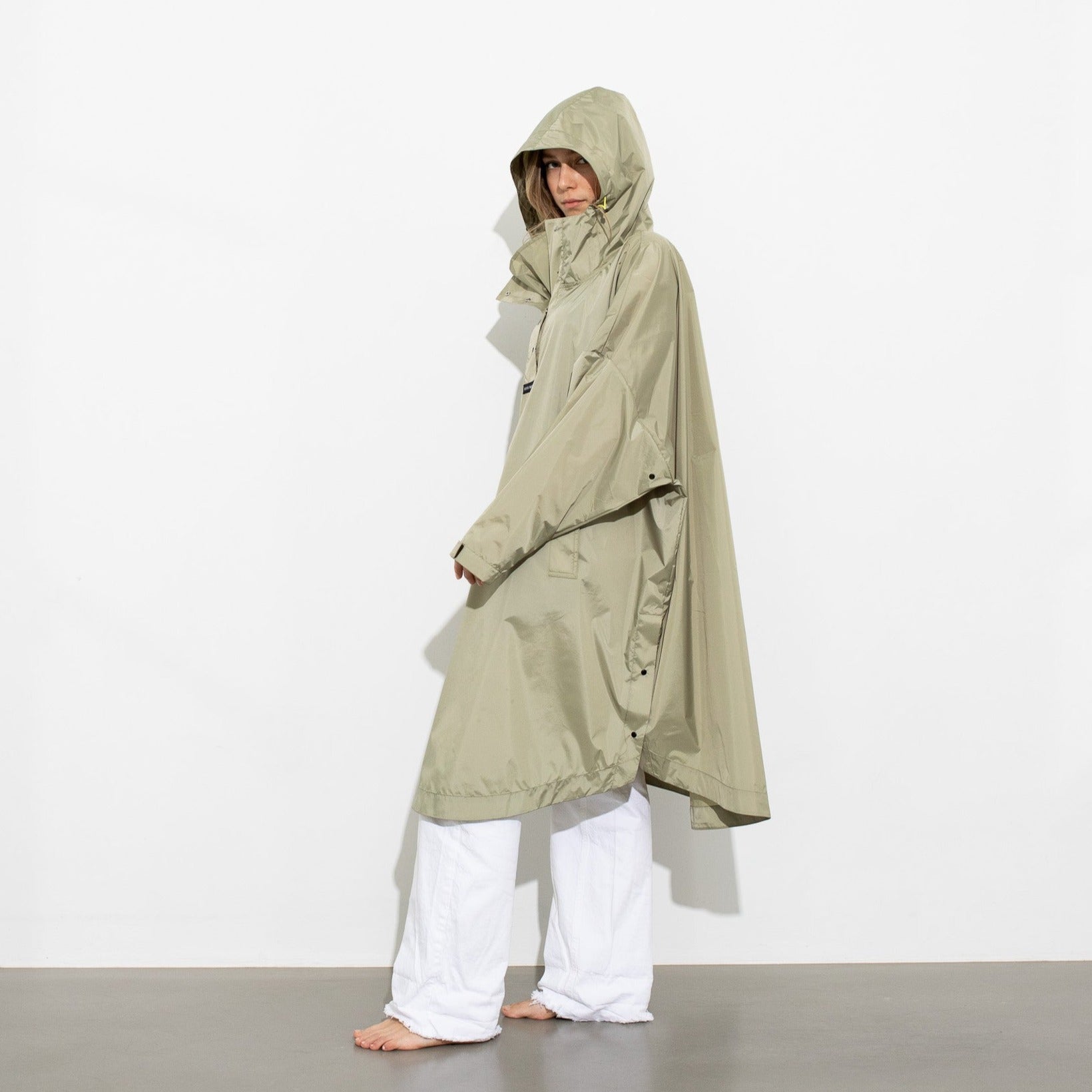 Raincoat solid pale olive - VIVI MARI