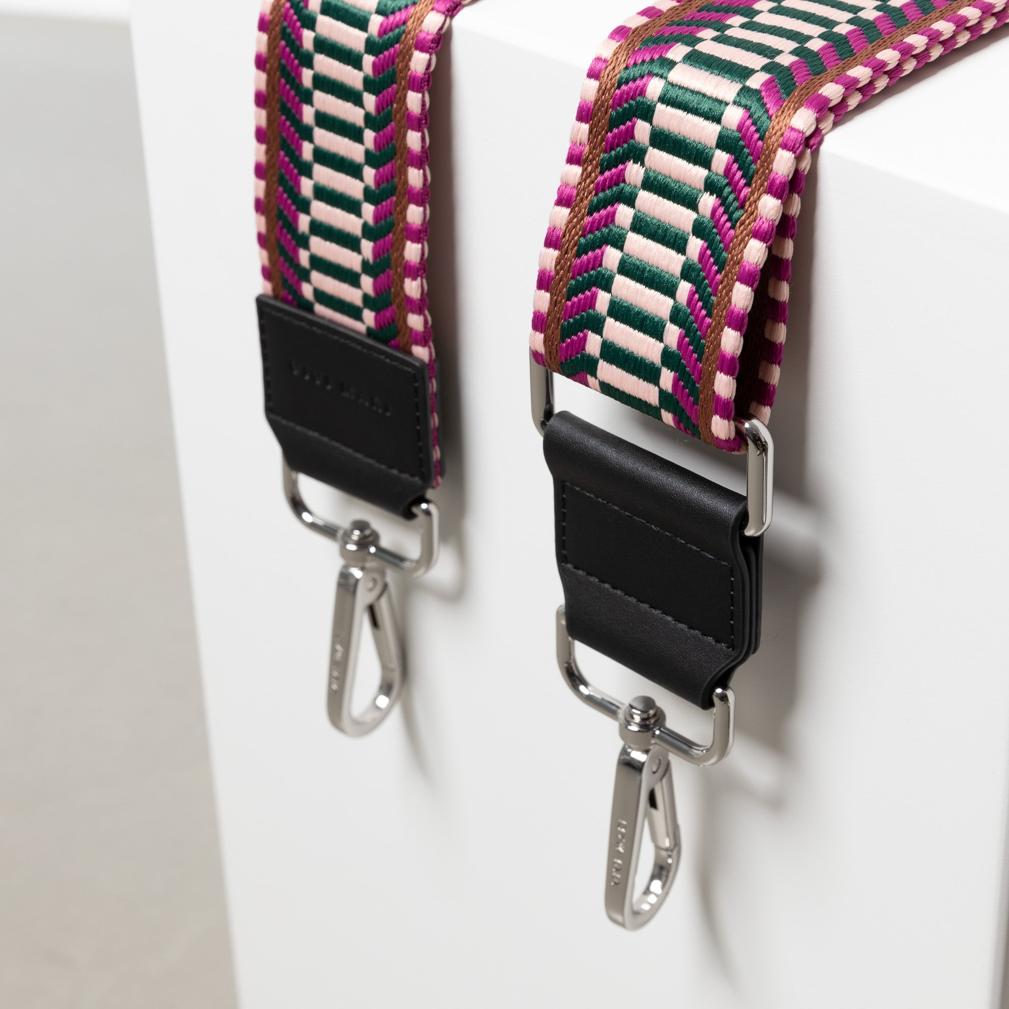 strap ethno multi magenta - black - VIVI MARI