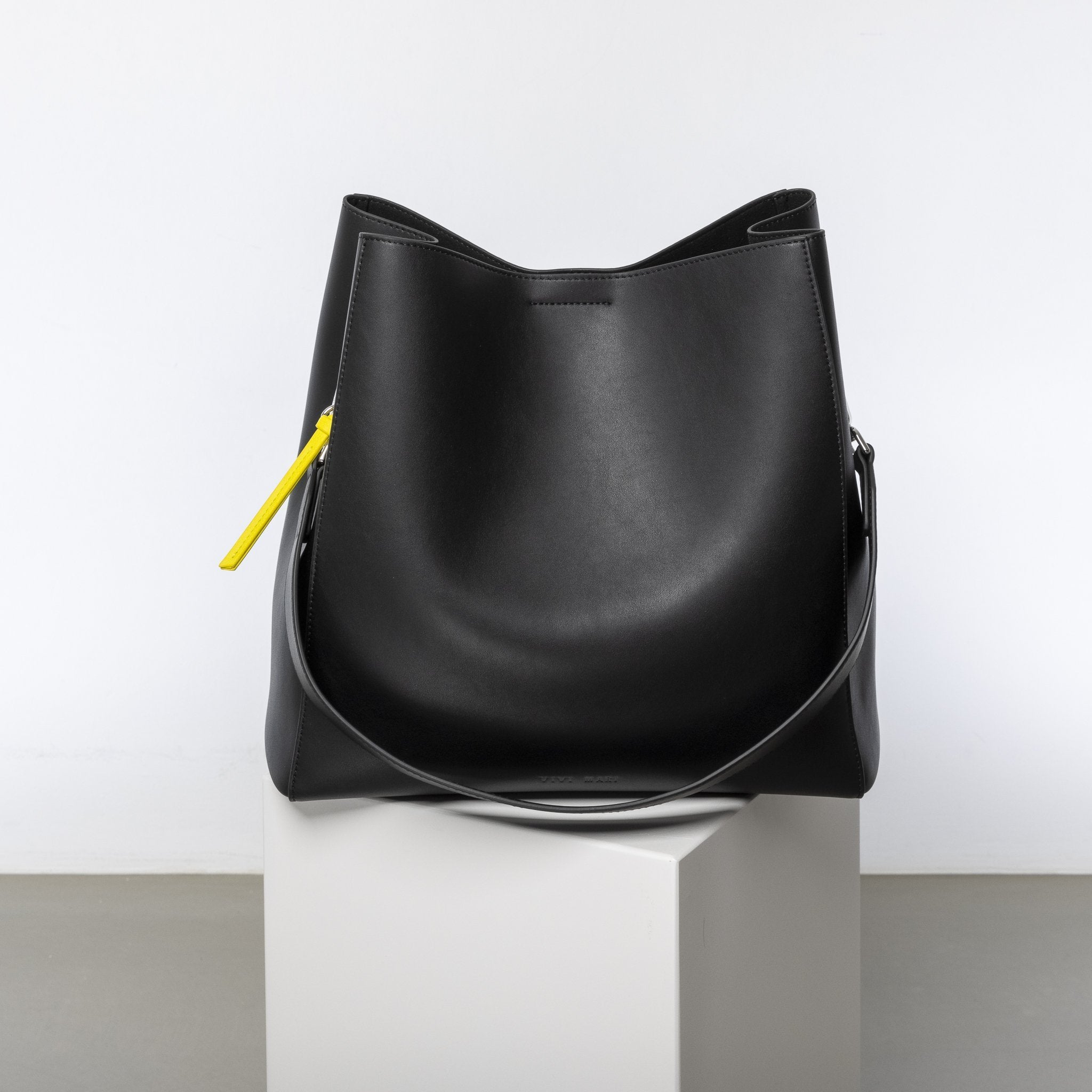 tote bag + strap basic classic - black - VIVI MARI