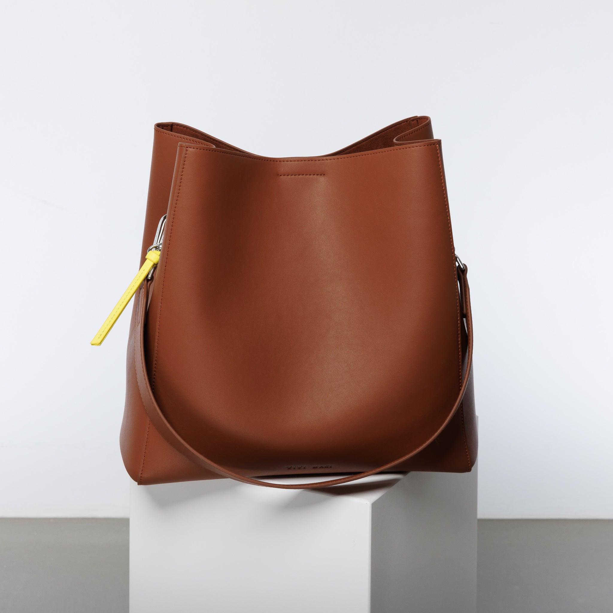 tote bag + strap basic classic - tan - VIVI MARI