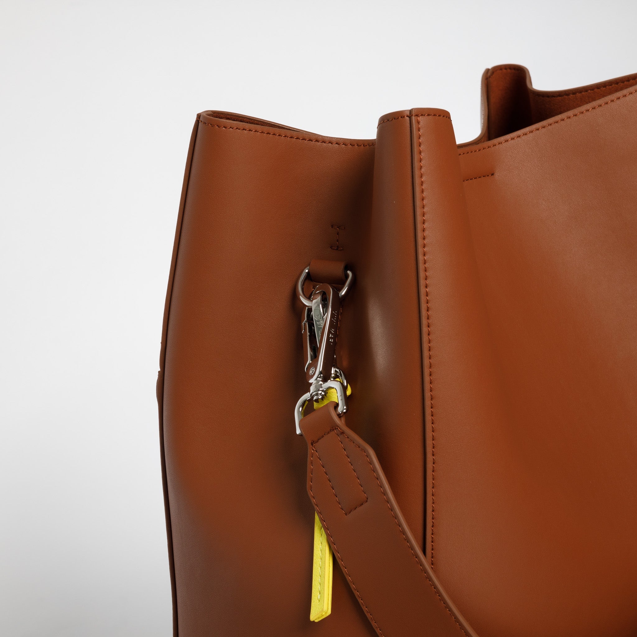 tote bag + strap basic classic - tan - VIVI MARI