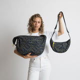 Padded Hip Bag oversized - leo splashes navy/olive