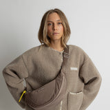 Padded Hip Bag medium - dark mushroom