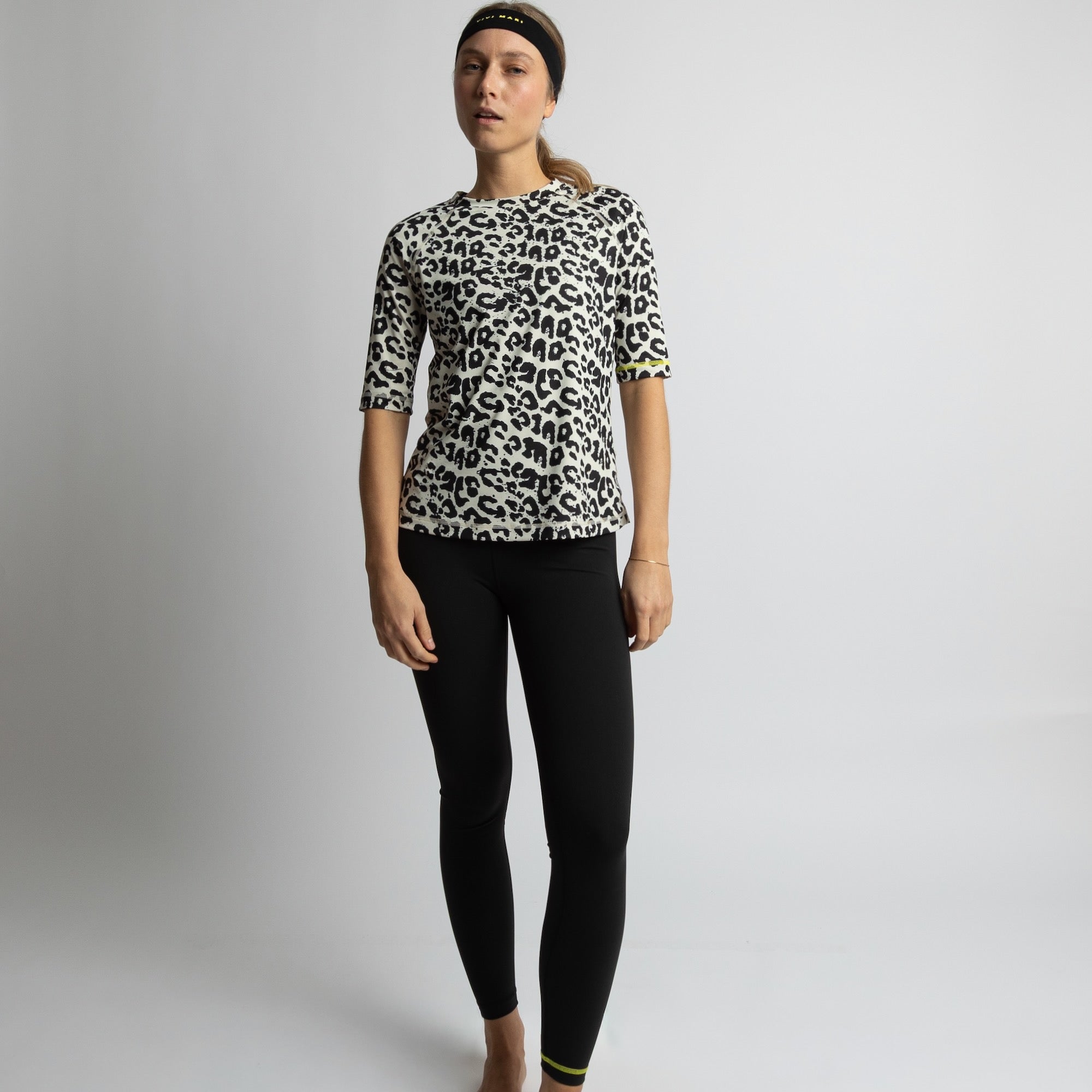 Activewear Half Sleeve T-Shirt leo splashes black/sand - VIVI MARI