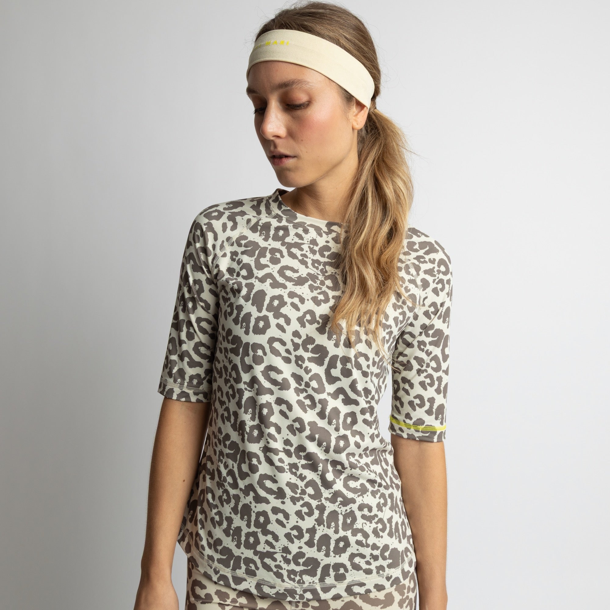 Activewear Half Sleeve T-Shirt leo splashes mushroom/sand - VIVI MARI
