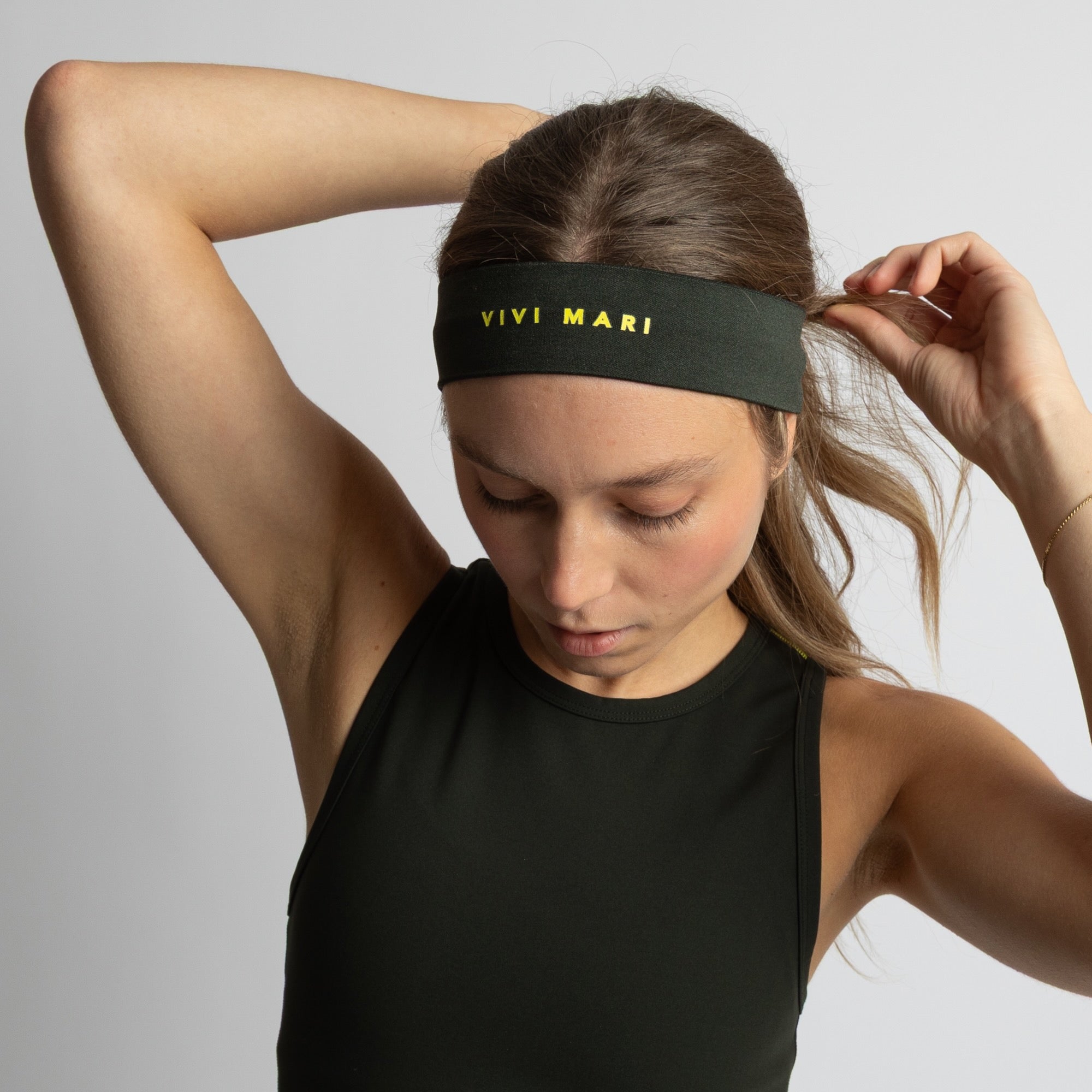 Activewear Headband deep olive - VIVI MARI